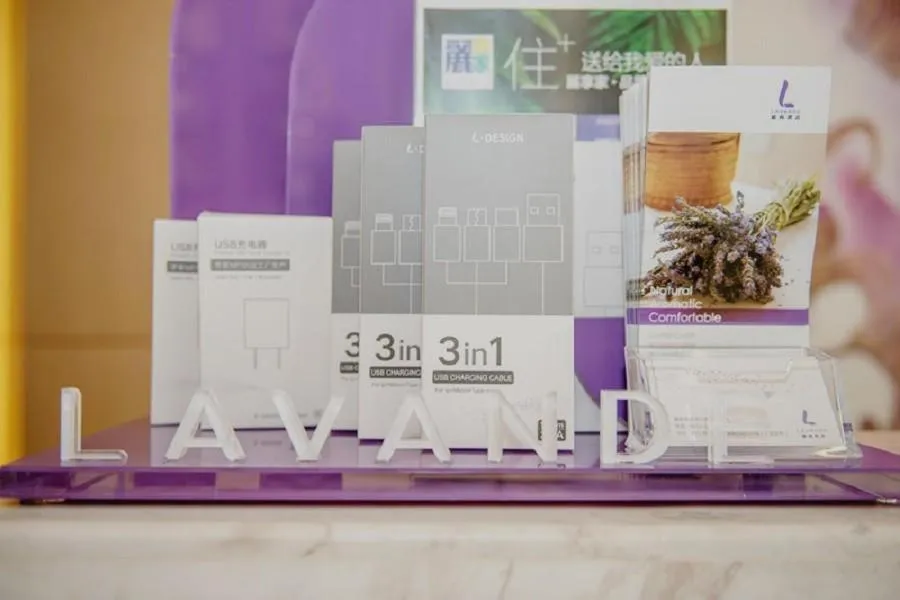 Lavande Hotel Neijiang High-speed Railway Station Peace Plaza