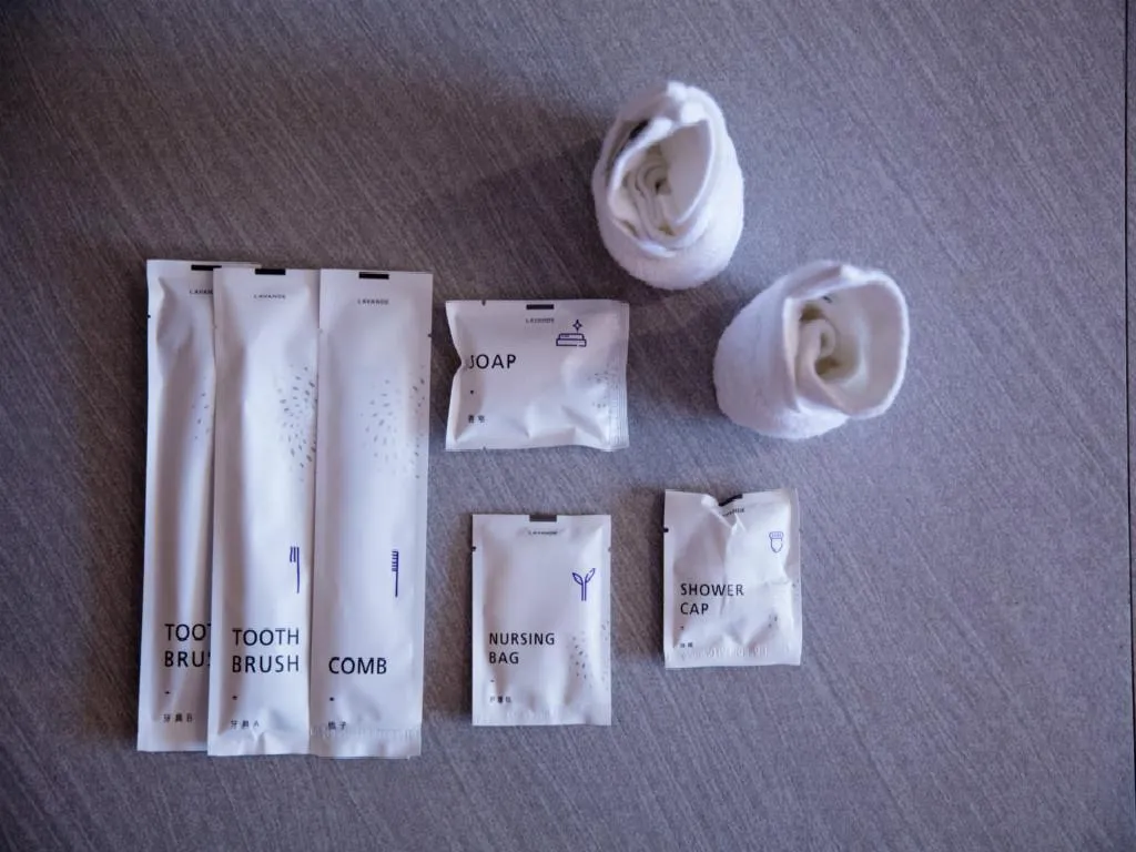 Lavande Hotel Korla city government swan lake