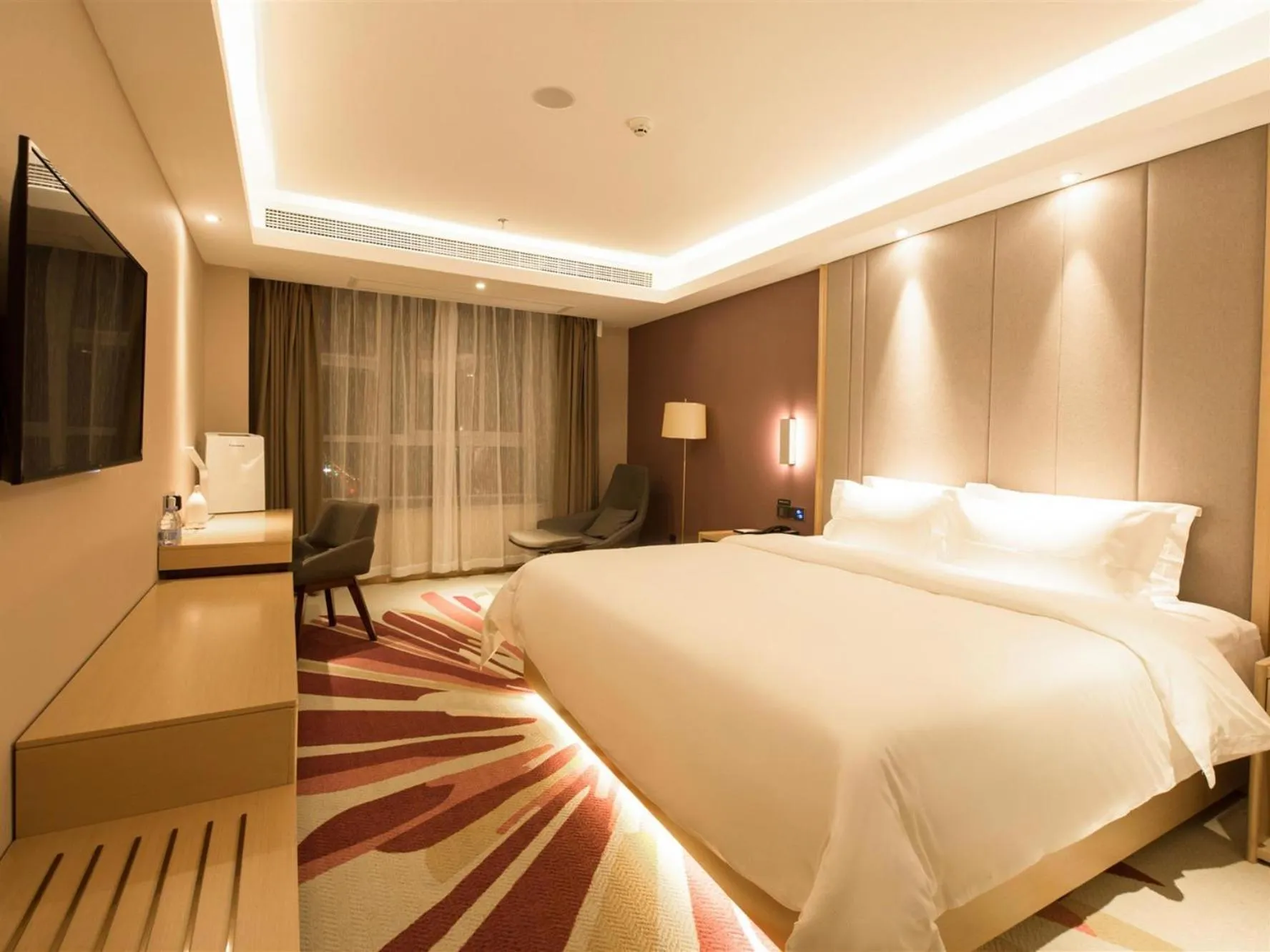 Bed in Lavande Hotel Zigong Tanmulin Lantern Park