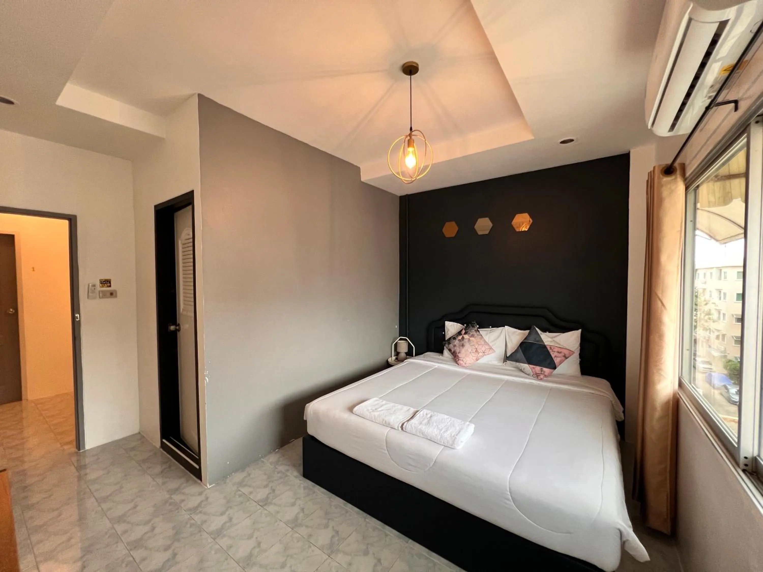 Bed in Nap at 265 Donmeaung