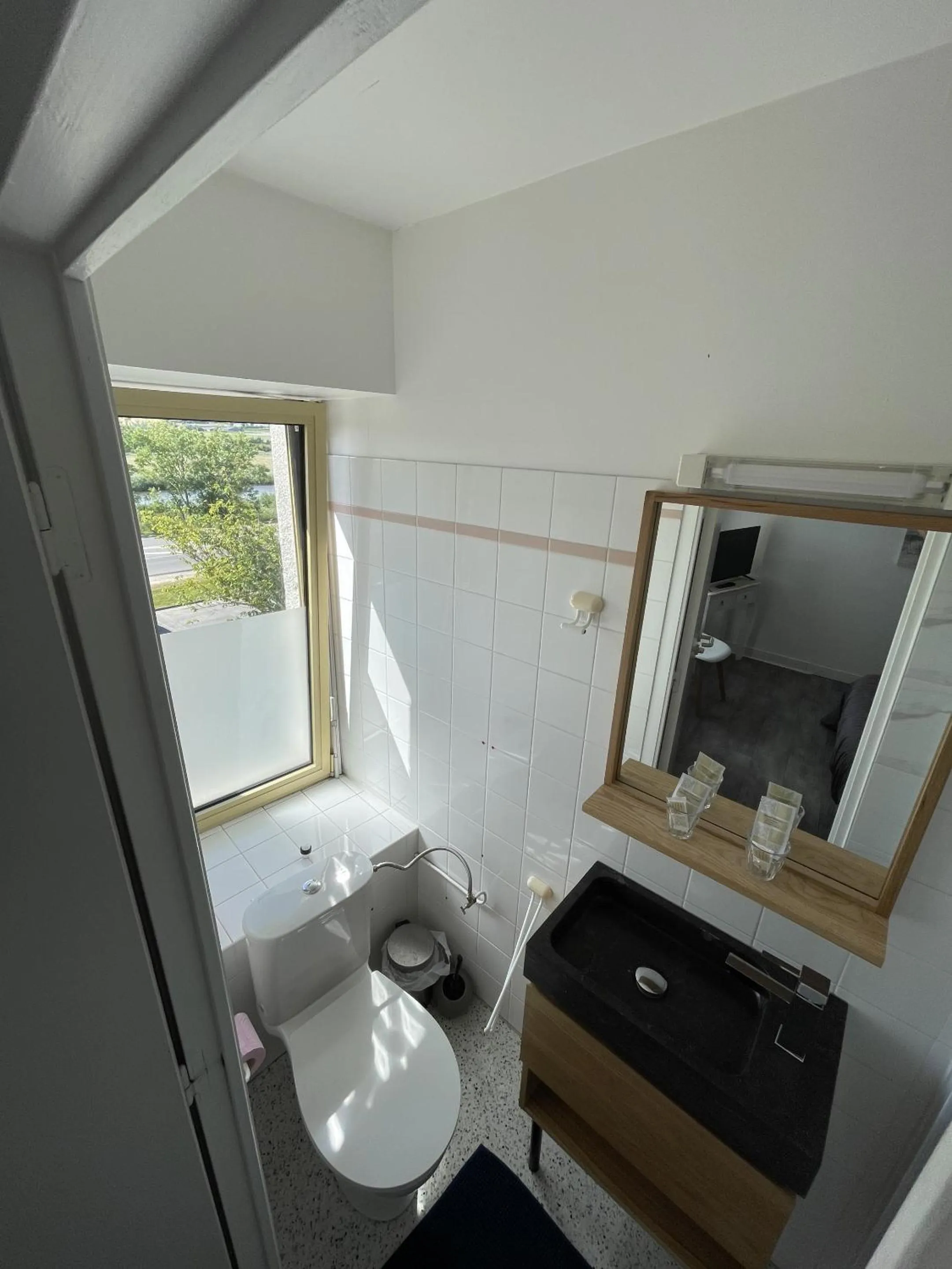 Bathroom in TREAS GLAZ