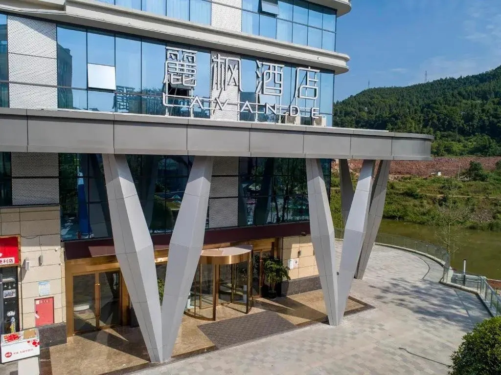 Lavande Hotel Bazhong Fortune Center Lavande Hotel Bazhong Fortune Center