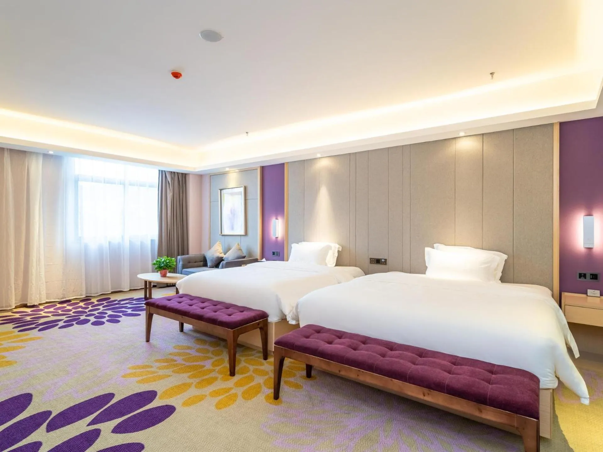 Lavande Hotel Anshun West High-speed Rrailway Station