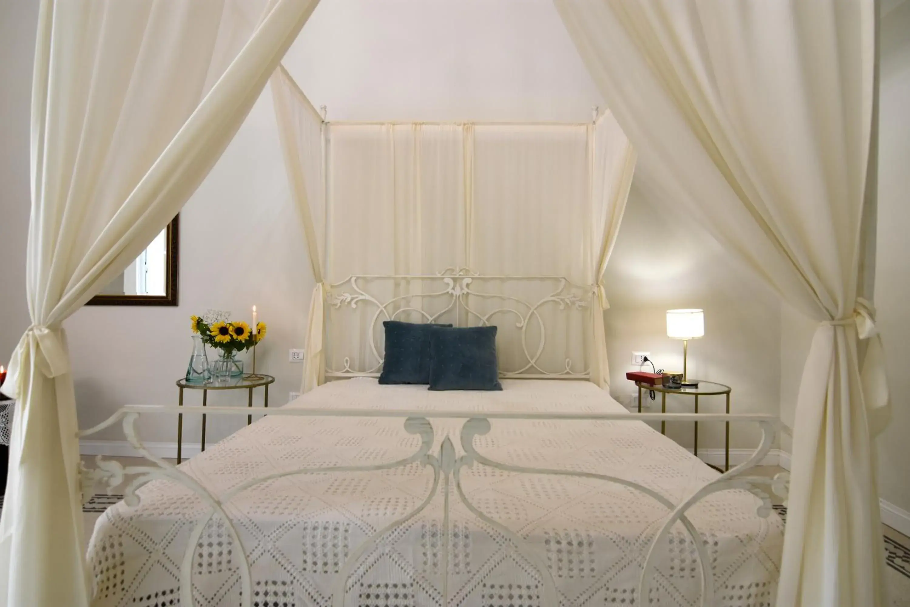 Bed in Palà Suites Bed in Palà Suites