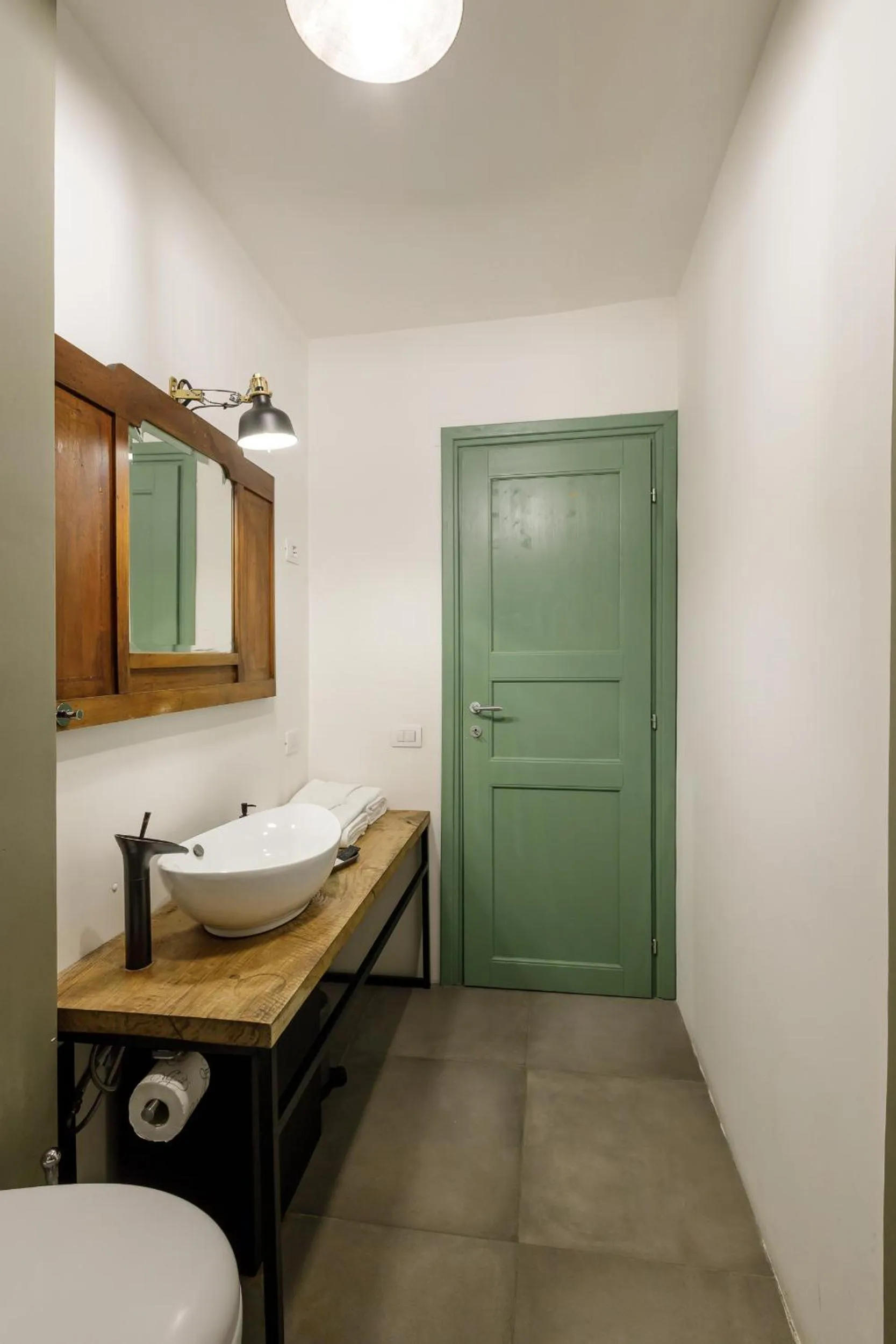 Bathroom in Palà Suites