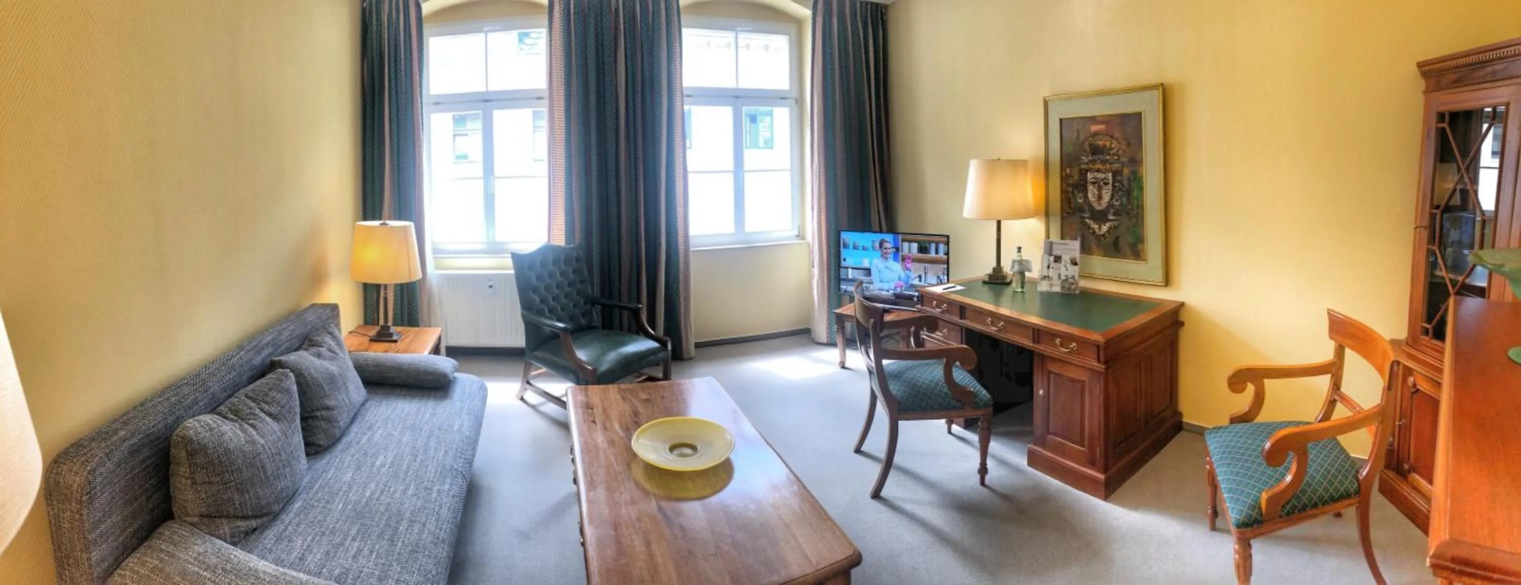 Photo of the whole room in Hotel Wilder Mann Annaberg-Buchholz