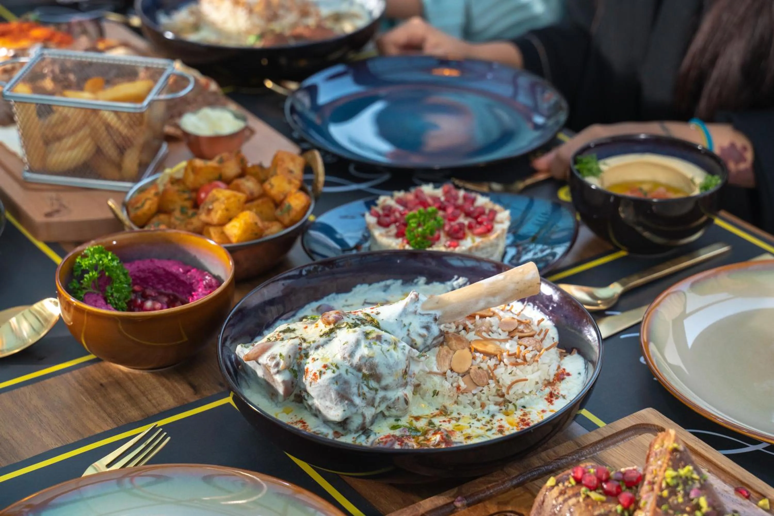 Food and drinks in Golden Tower Hotel Al Khobar Corniche