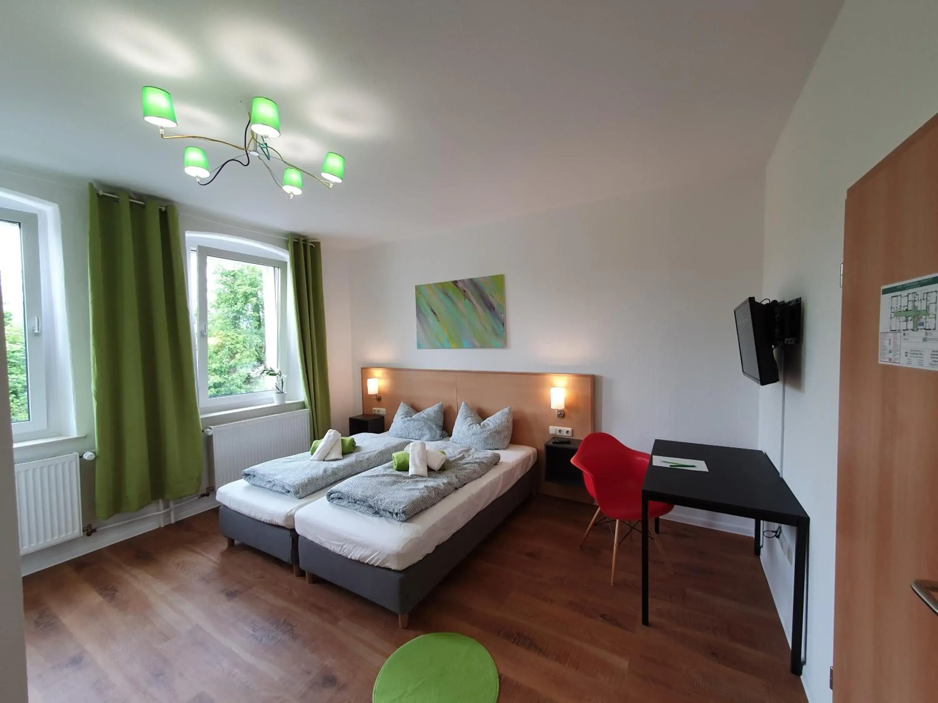 Standard Double Room in Budget Hotel Biebertal am Milseburgradweg Standard Double Room in Budget Hotel Biebertal am Milseburgradweg