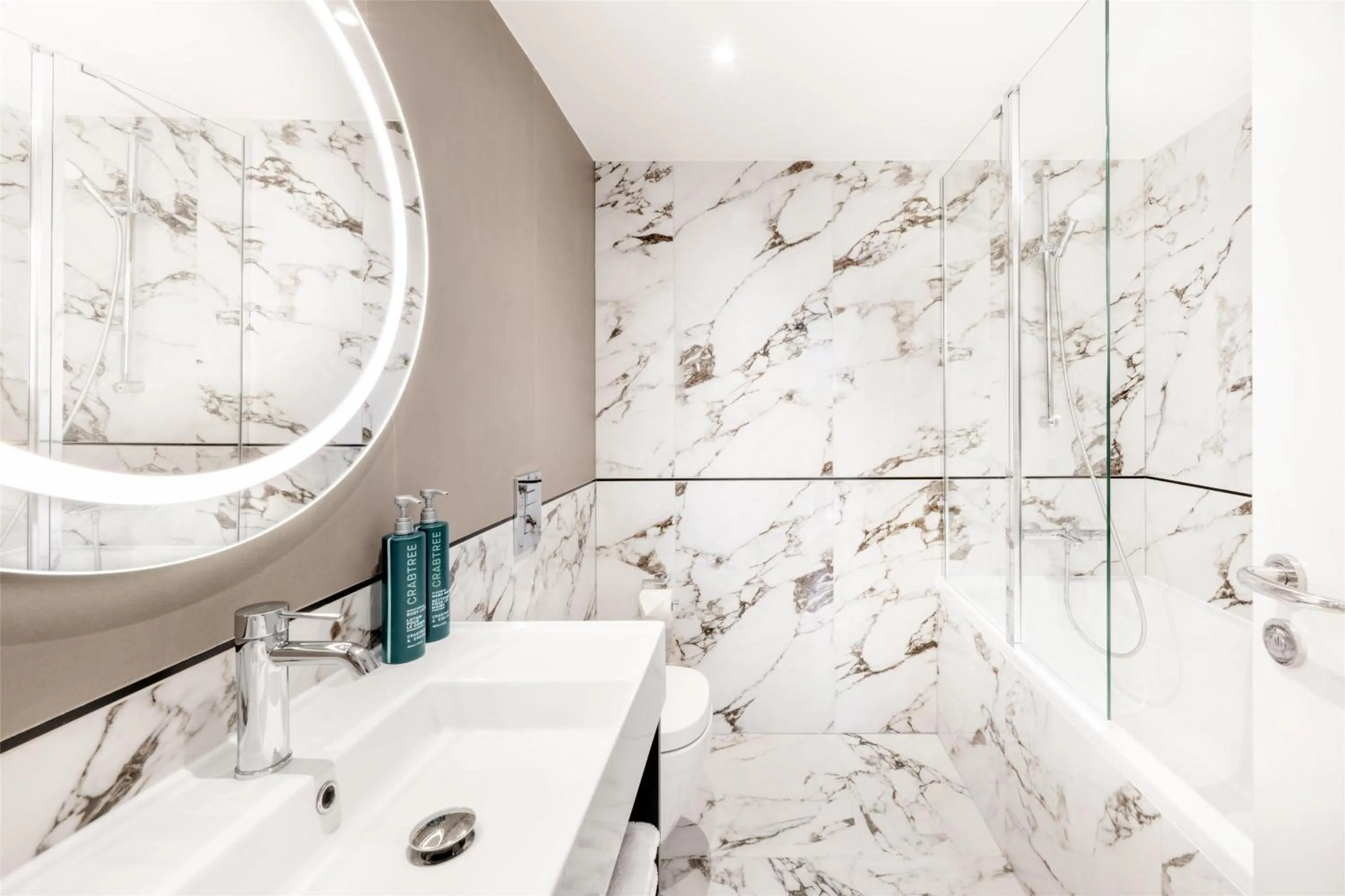 Bathroom in Hilton Berlin