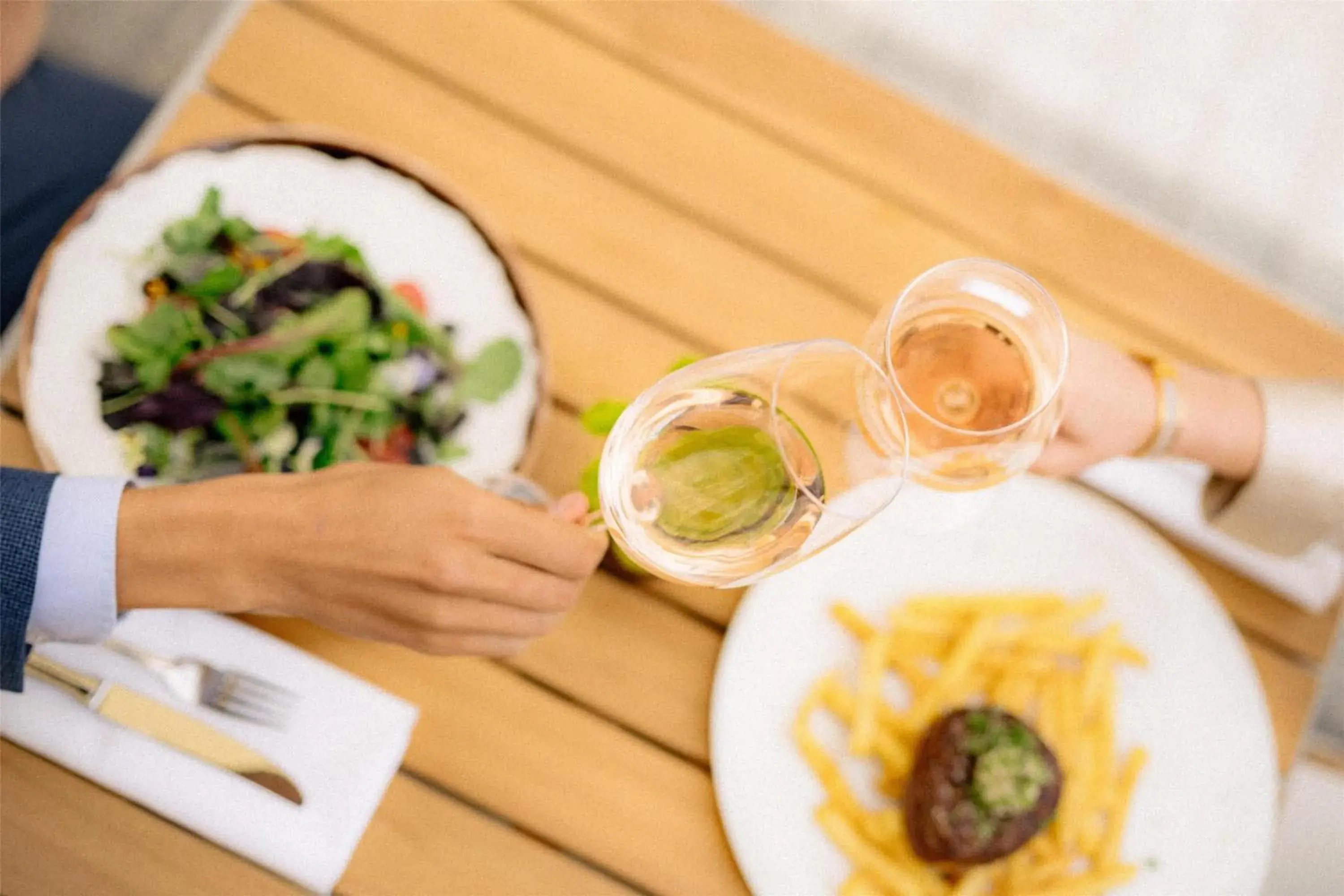 Restaurant/places to eat in Hilton Berlin Restaurant/places to eat in Hilton Berlin