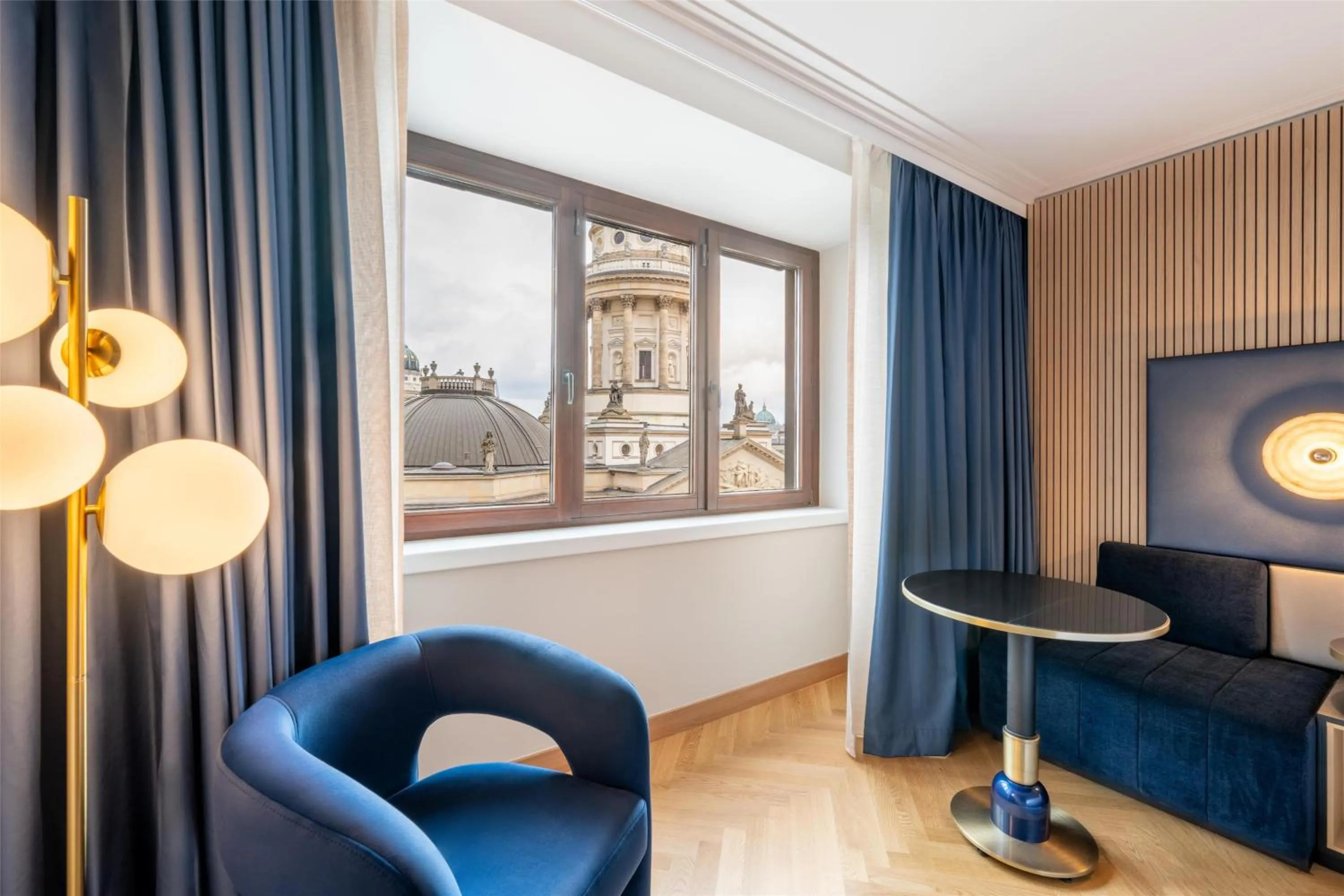 Living room in Hilton Berlin