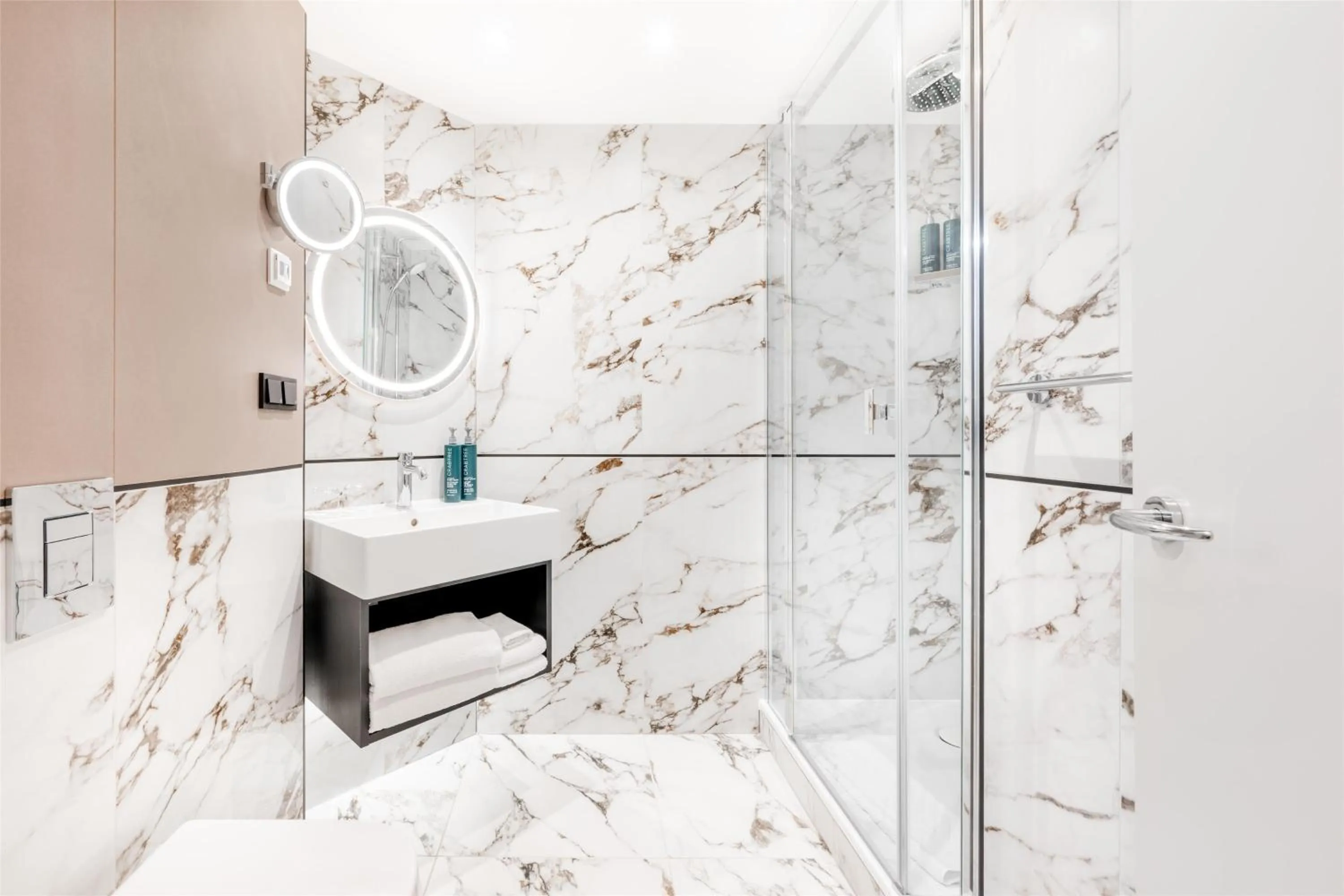 Bathroom in Hilton Berlin