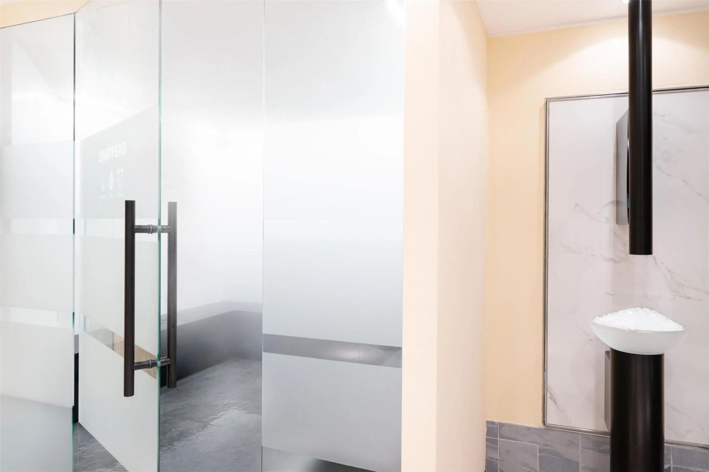 Spa and wellness centre/facilities in Hilton Berlin