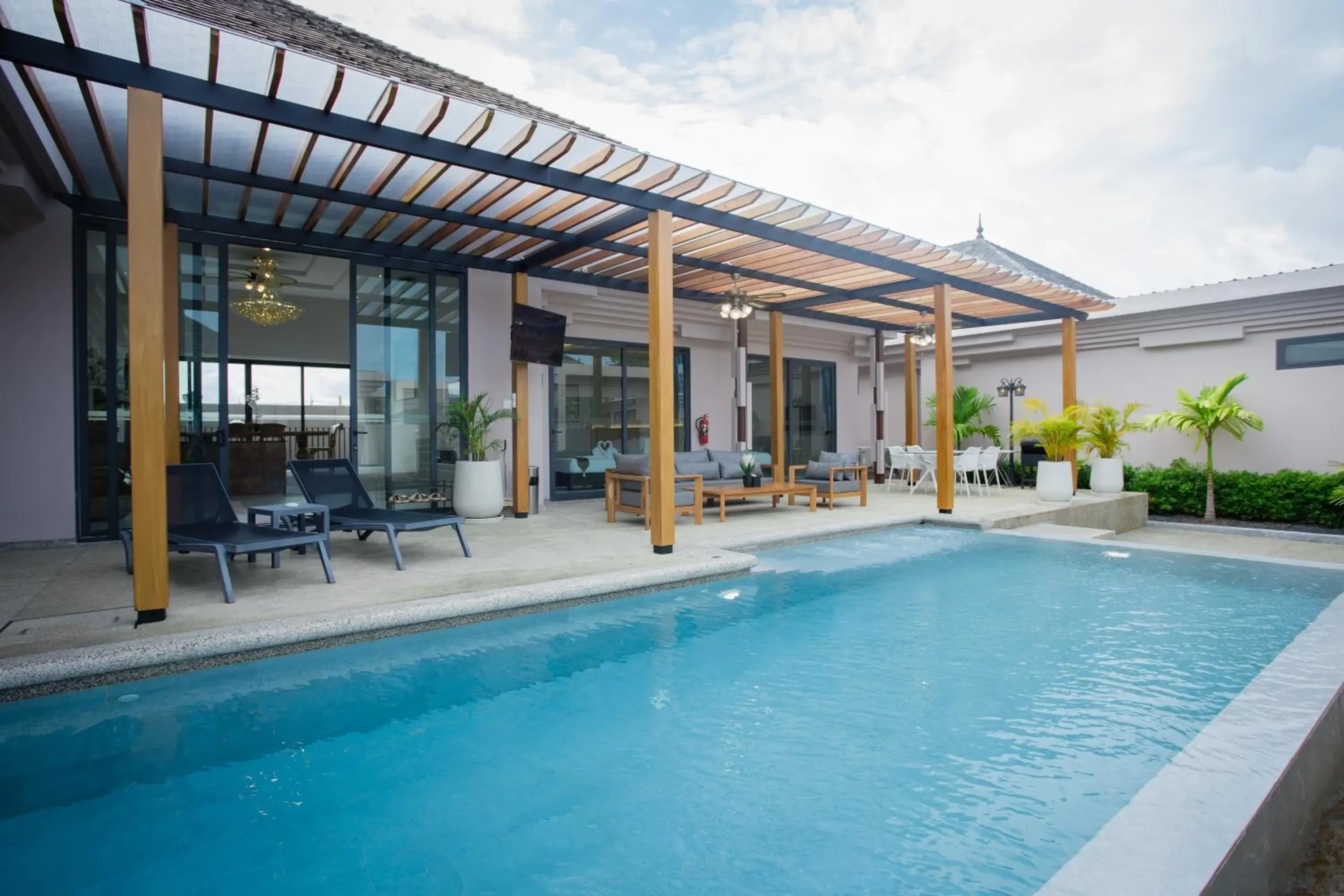Property building in Gold Chariot Pool Villa, Phuket - SHA Plus Certified Property building in Gold Chariot Pool Villa, Phuket - SHA Plus Certified