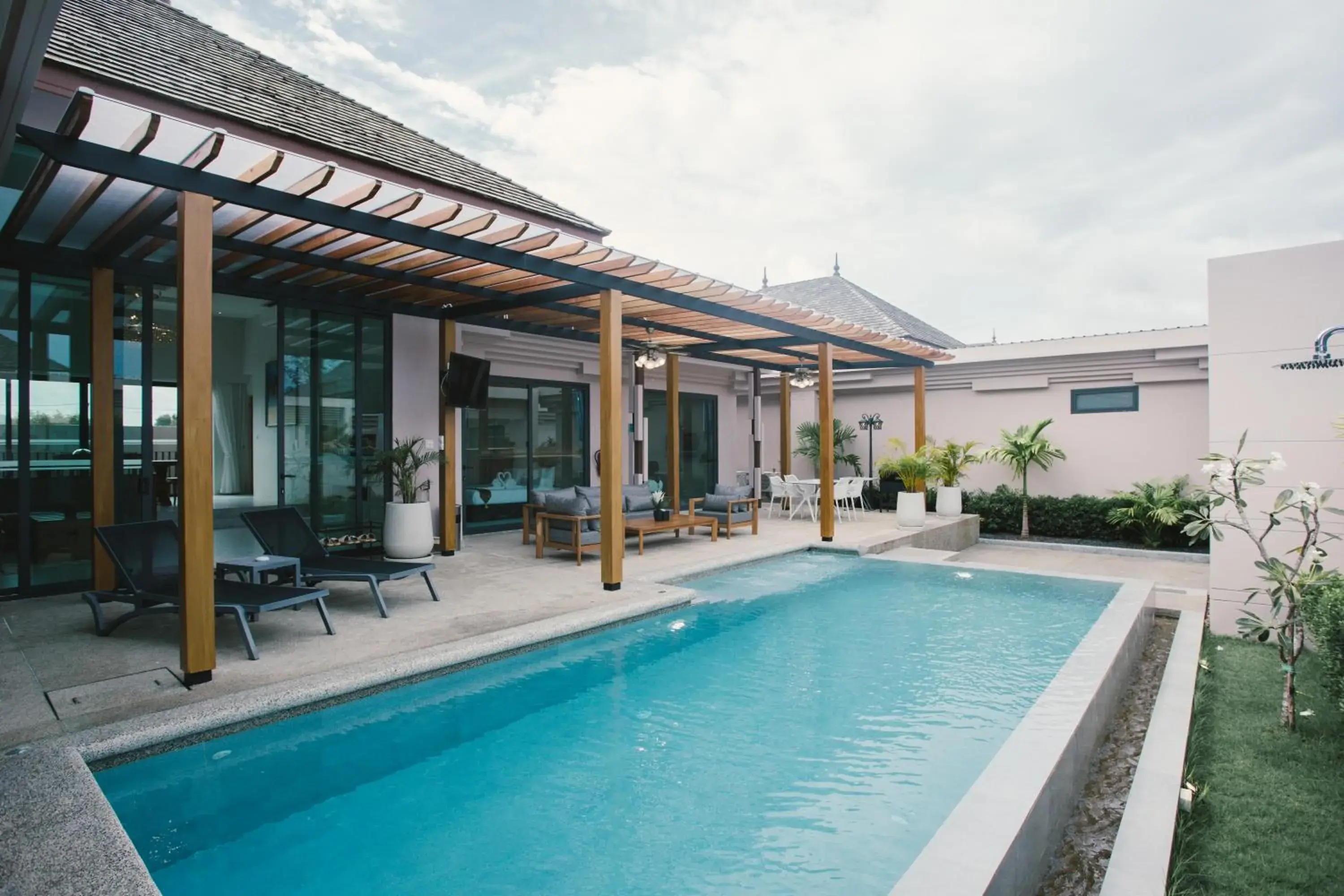 Property building in Gold Chariot Pool Villa, Phuket - SHA Plus Certified Property building in Gold Chariot Pool Villa, Phuket - SHA Plus Certified