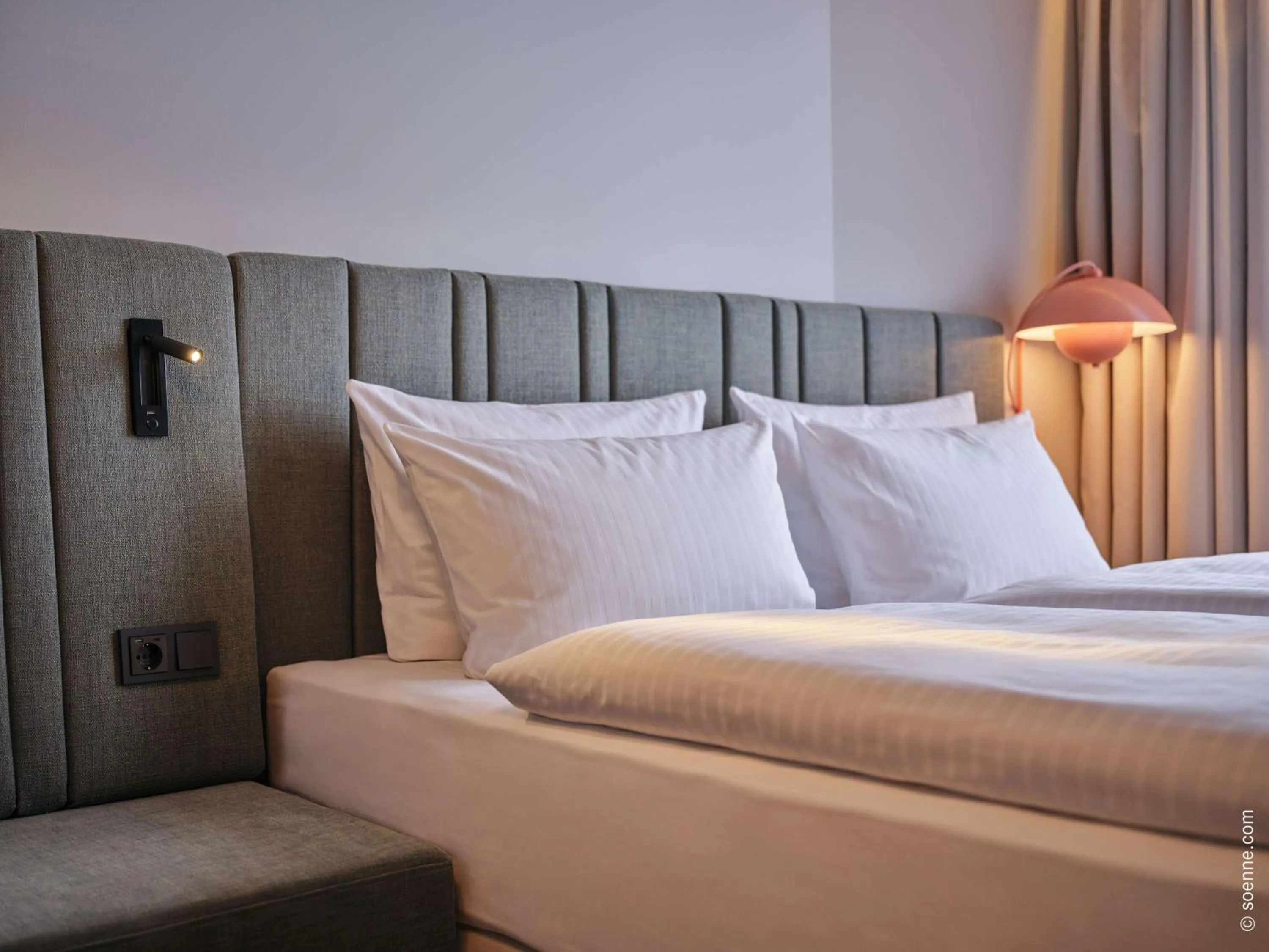 Bedroom, Bed in Dorint Hotel Bonn