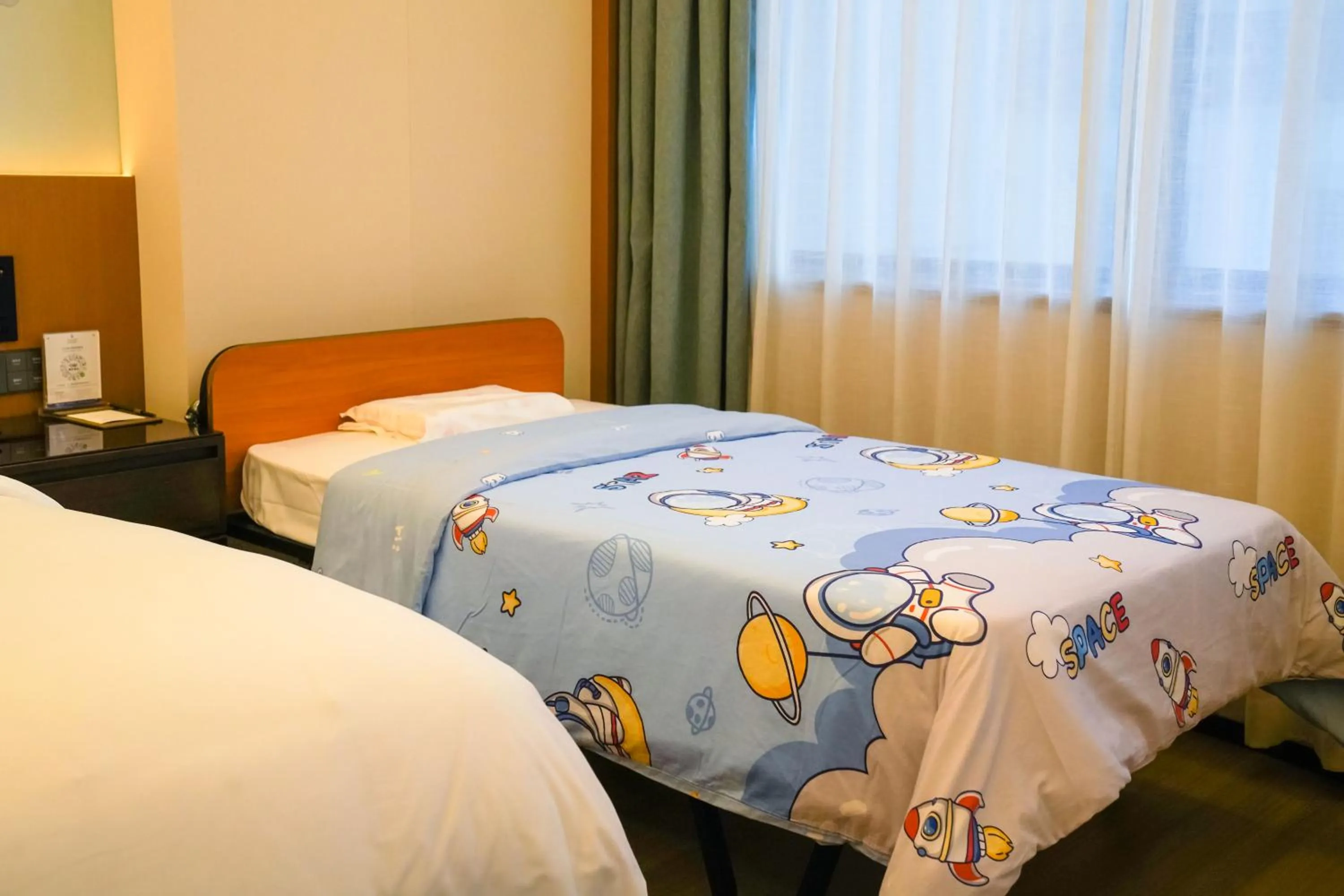 Bed in Foreign Trade Centre C&D Hotel,Fuzhou