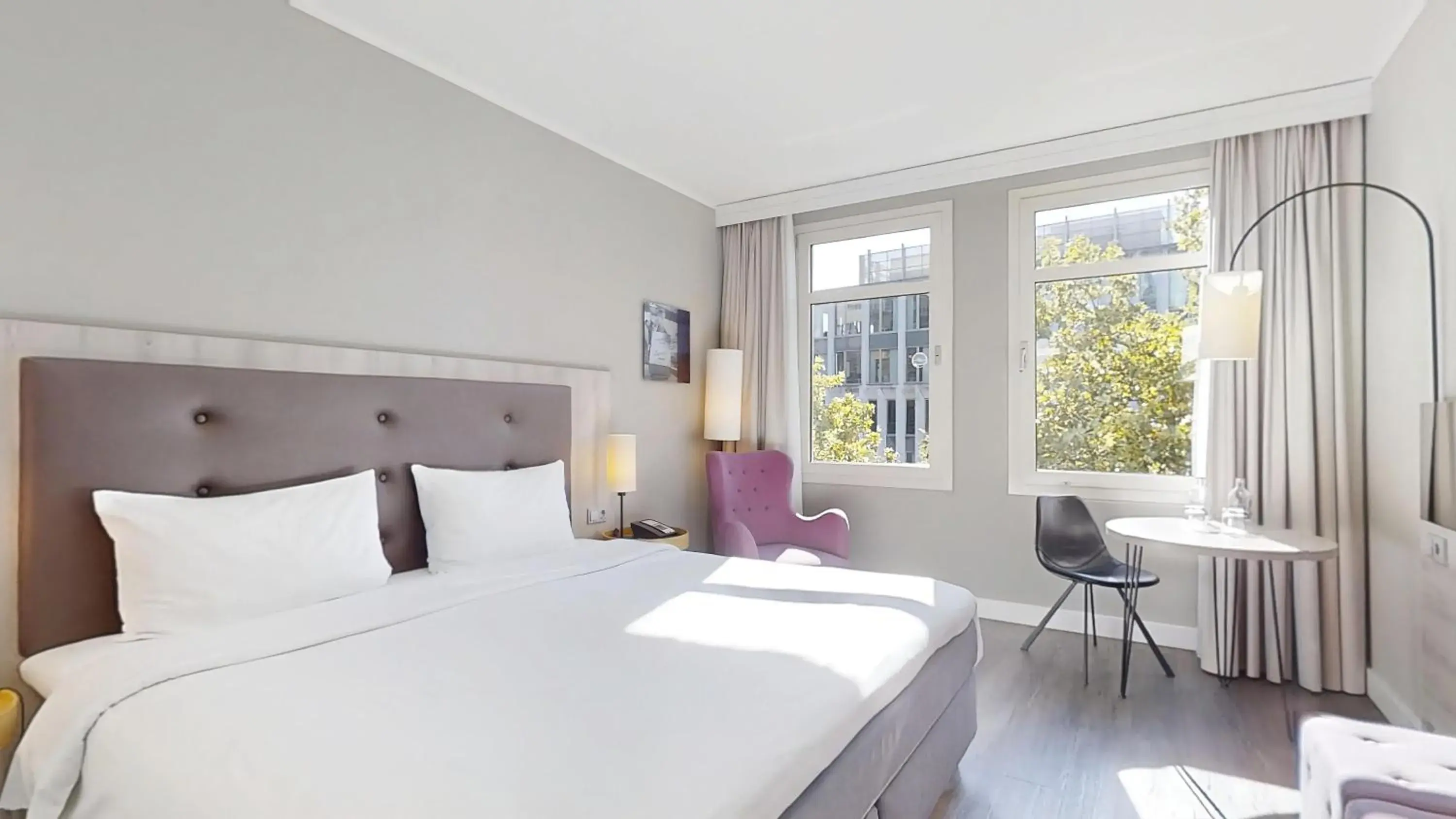 Bedroom, Bed in Radisson Blu Hotel Bremen Bedroom, Bed in Radisson Blu Hotel Bremen