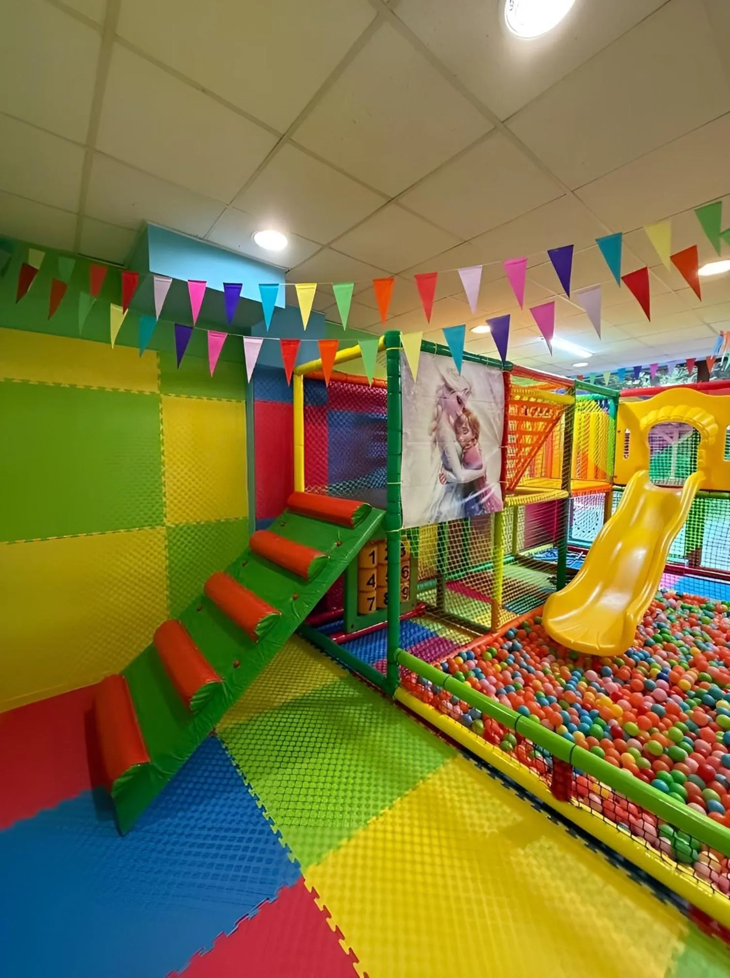 Kids's club in Hotel Iceberg Borovets