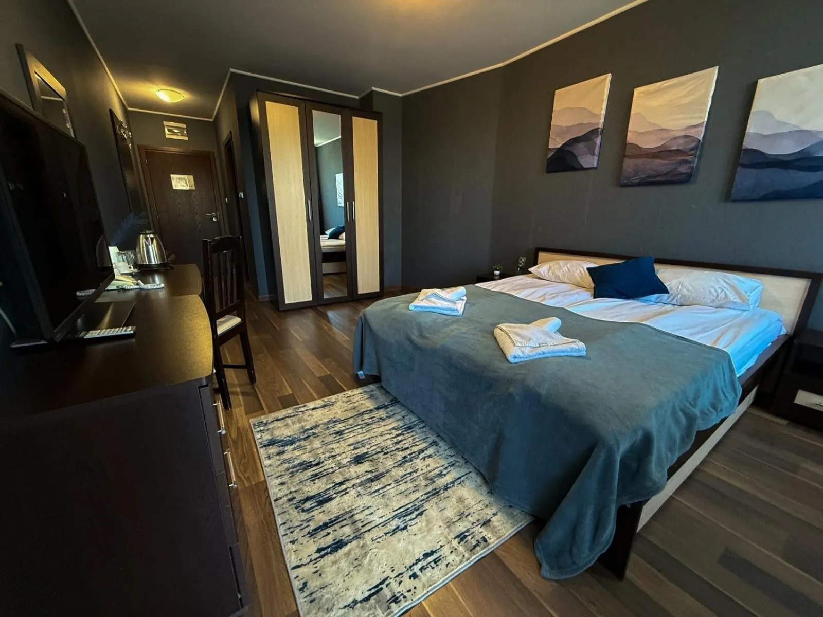 Bedroom, Bed in Hotel Iceberg Borovets