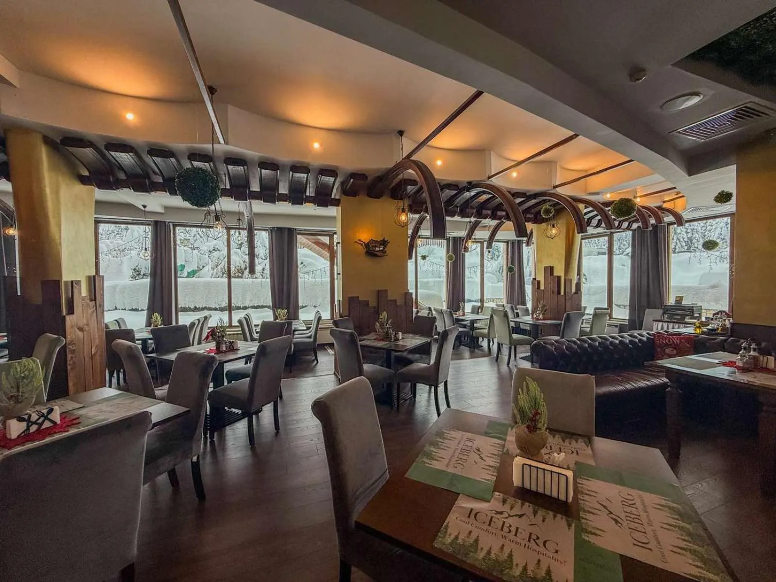 Restaurant/places to eat in Hotel Iceberg Borovets