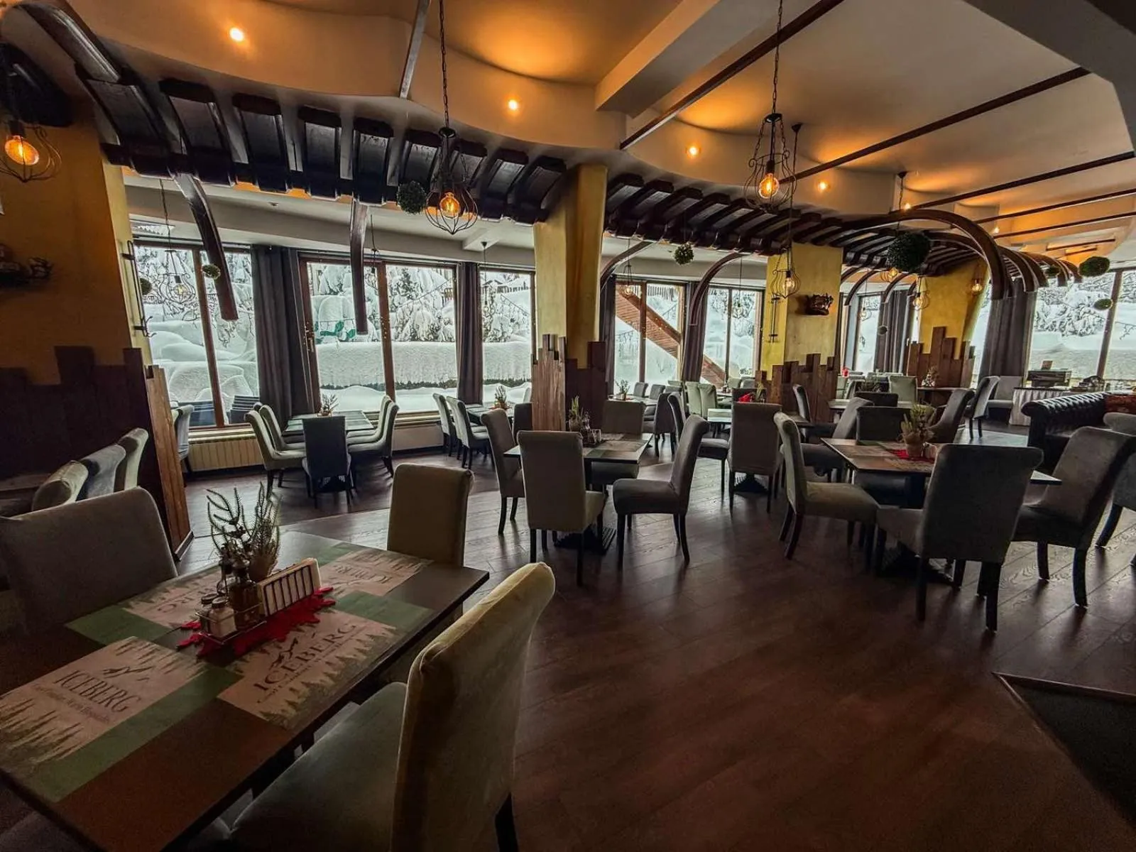 Restaurant/places to eat in Hotel Iceberg Borovets