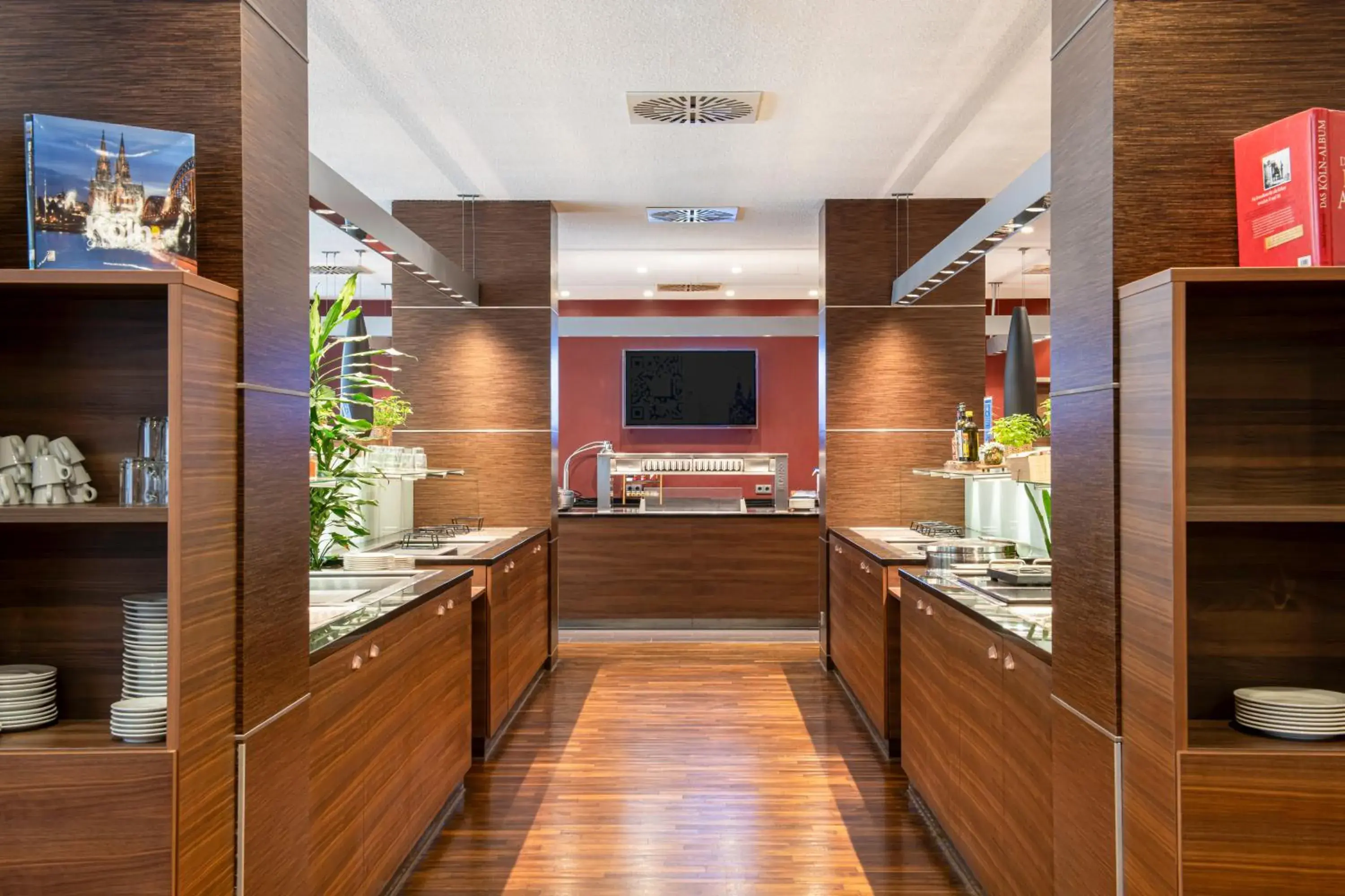 Restaurant/places to eat in Hilton Cologne Restaurant/places to eat in Hilton Cologne