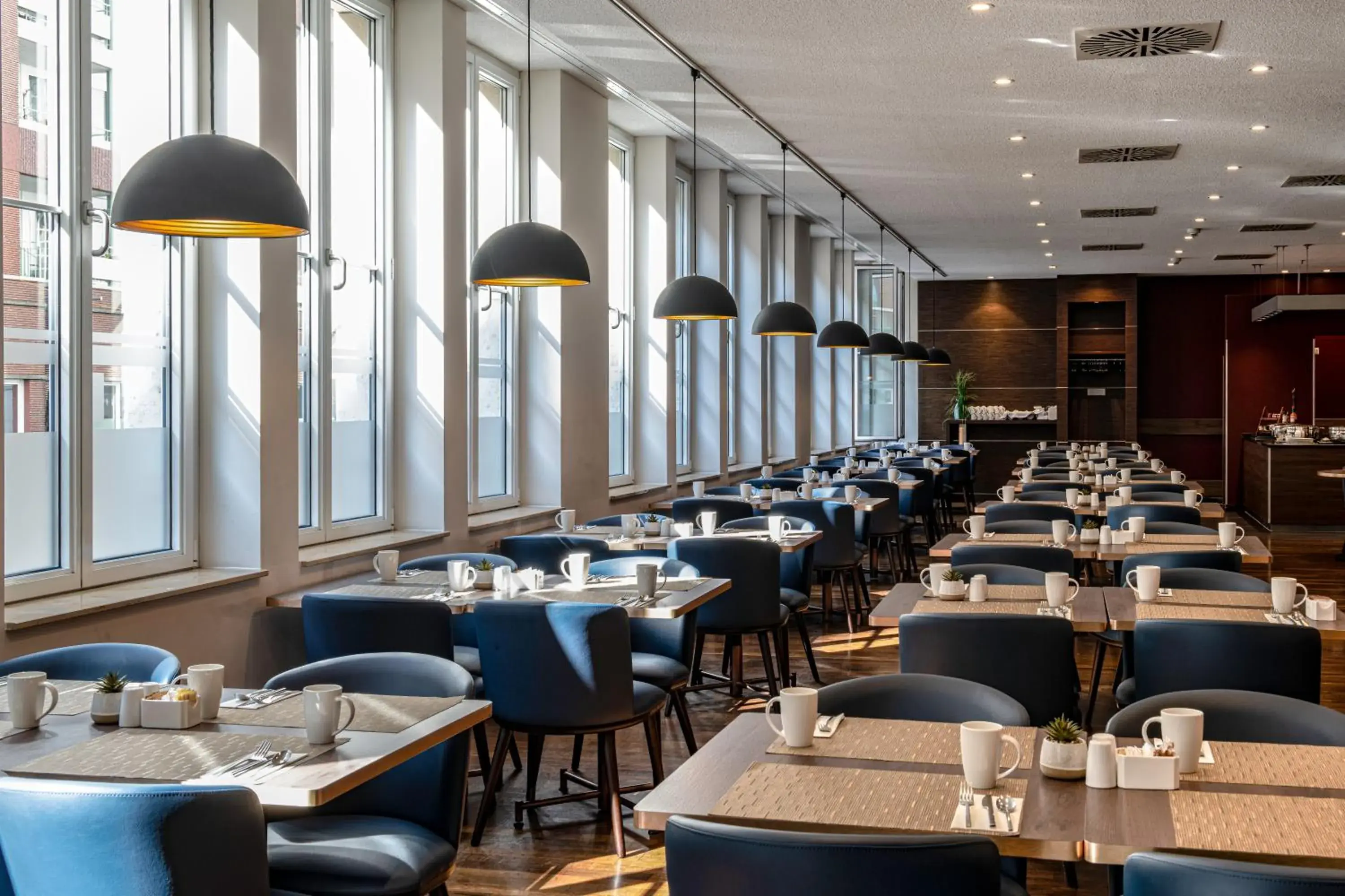 Restaurant/places to eat in Hilton Cologne Restaurant/places to eat in Hilton Cologne