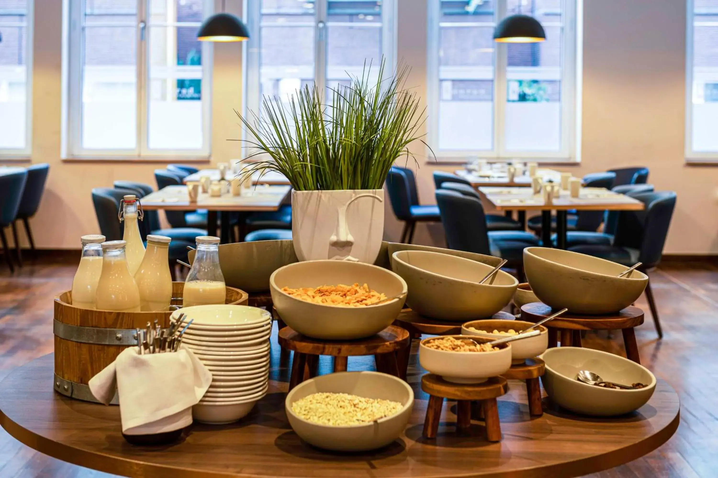 Restaurant/places to eat in Hilton Cologne Restaurant/places to eat in Hilton Cologne