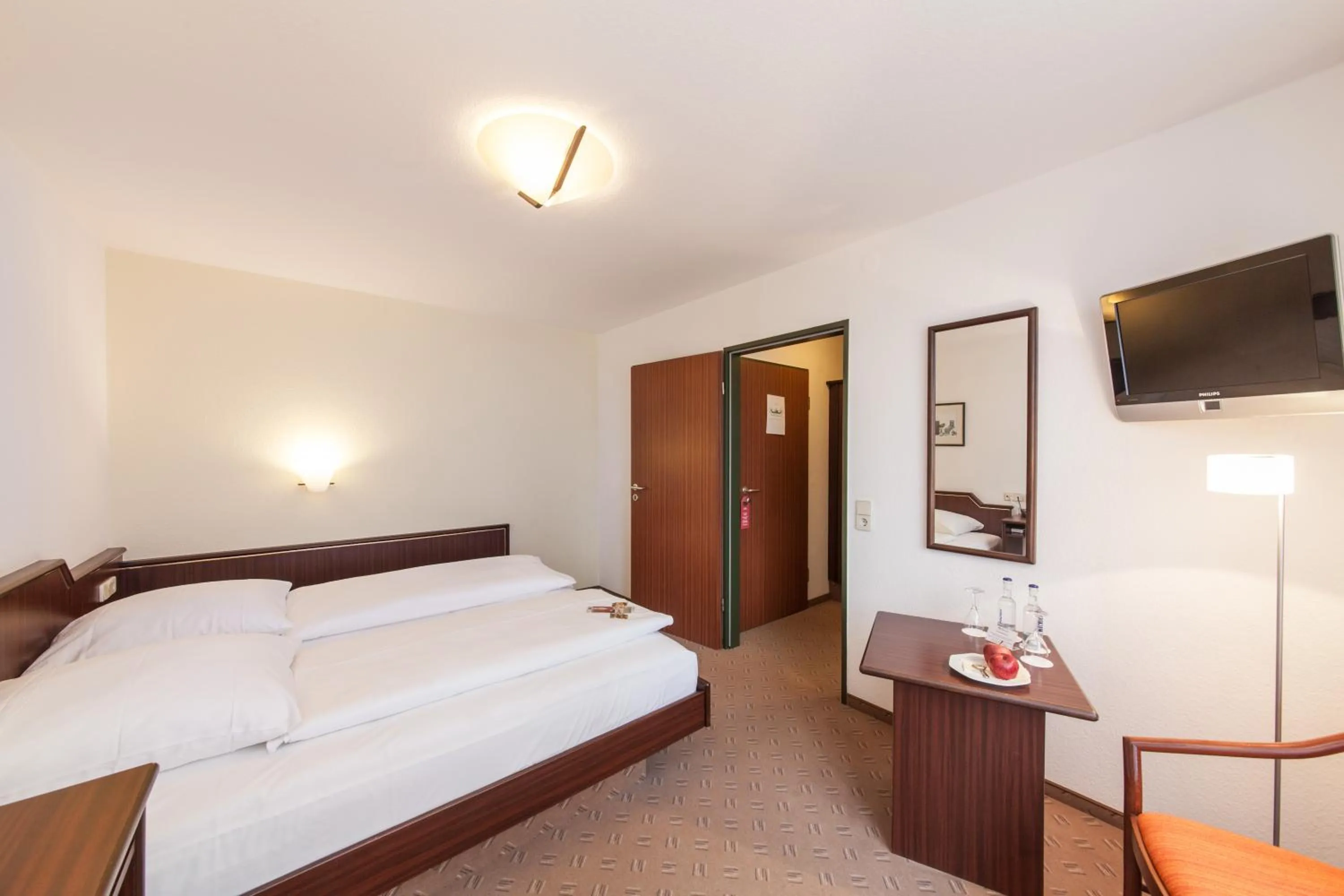 Photo of the whole room, Bed in Hotel Strijewski