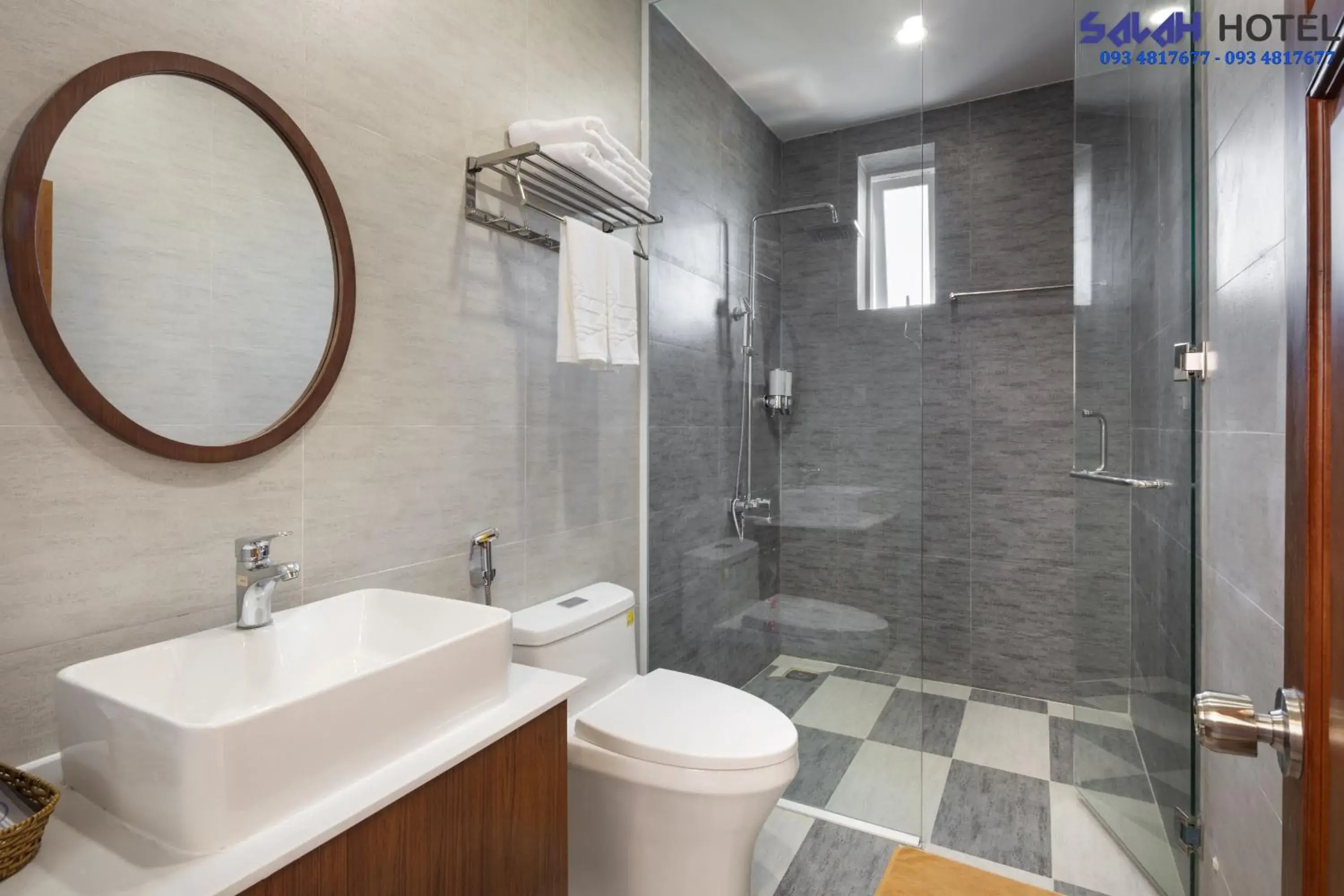Deluxe Double Room with Balcony - single occupancy in SALAH HOTEL Deluxe Double Room with Balcony - single occupancy in SALAH HOTEL