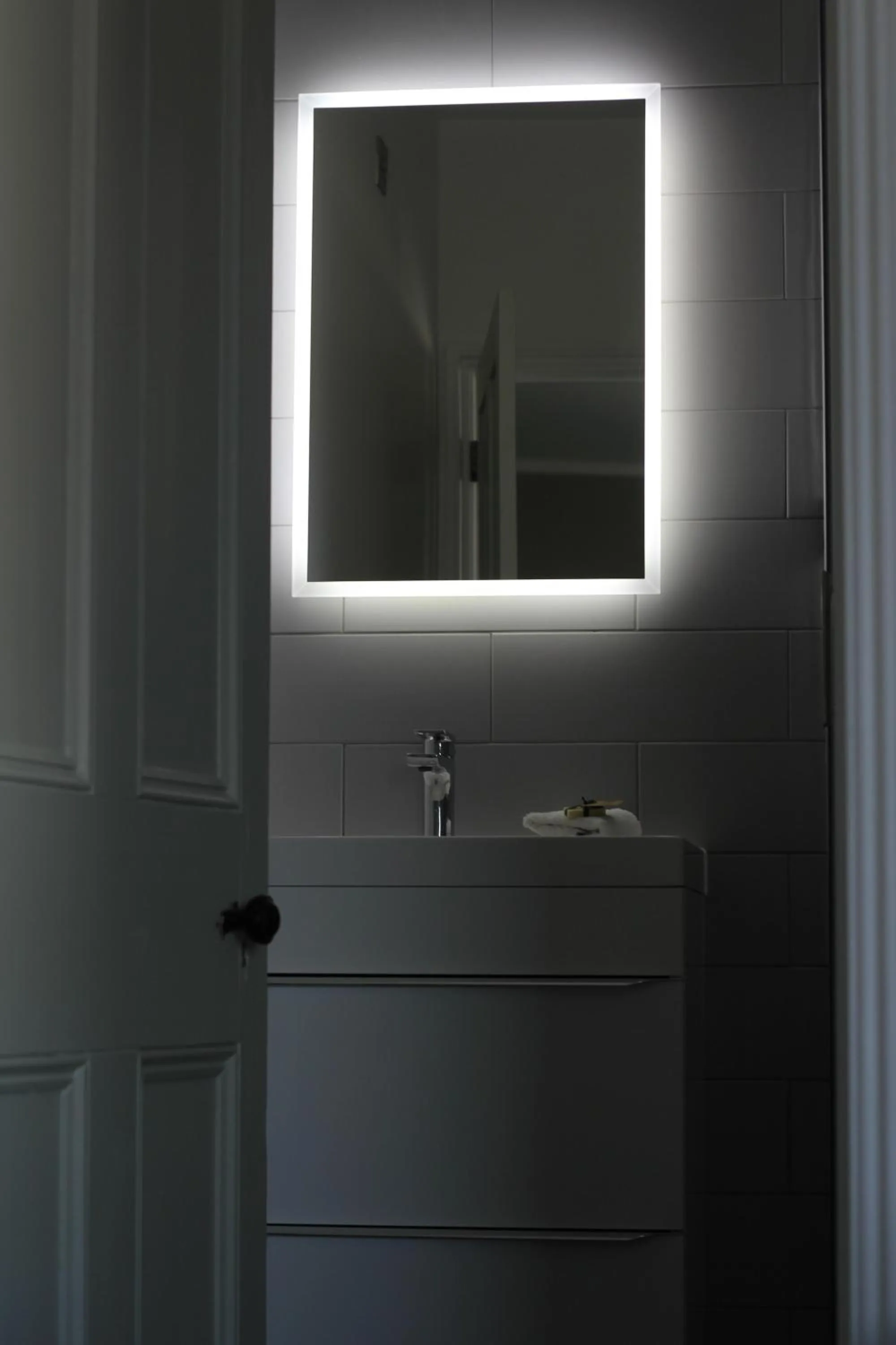 Bathroom in The Five Pilchards Inn