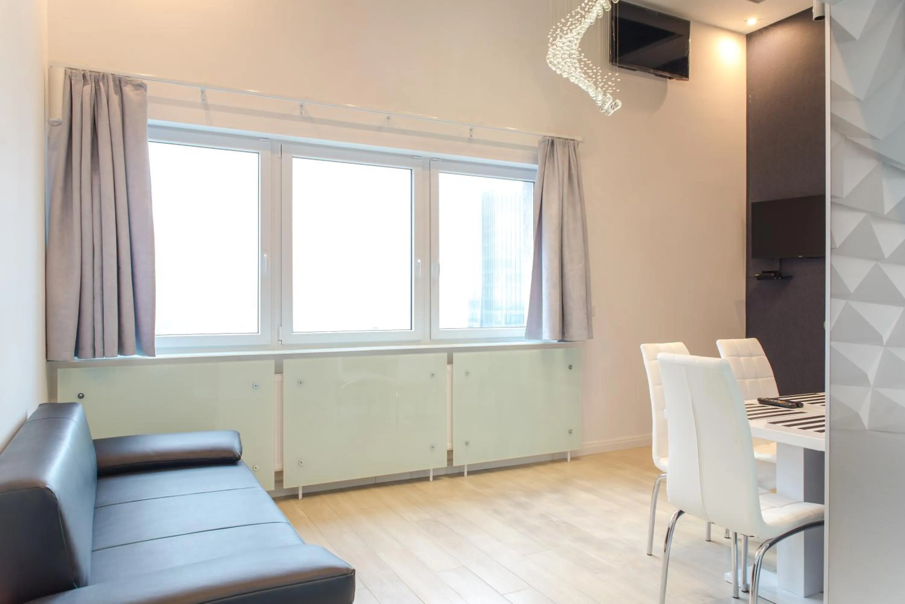 TV and multimedia in Panorama- the View of Gdańsk by Elite Apartments