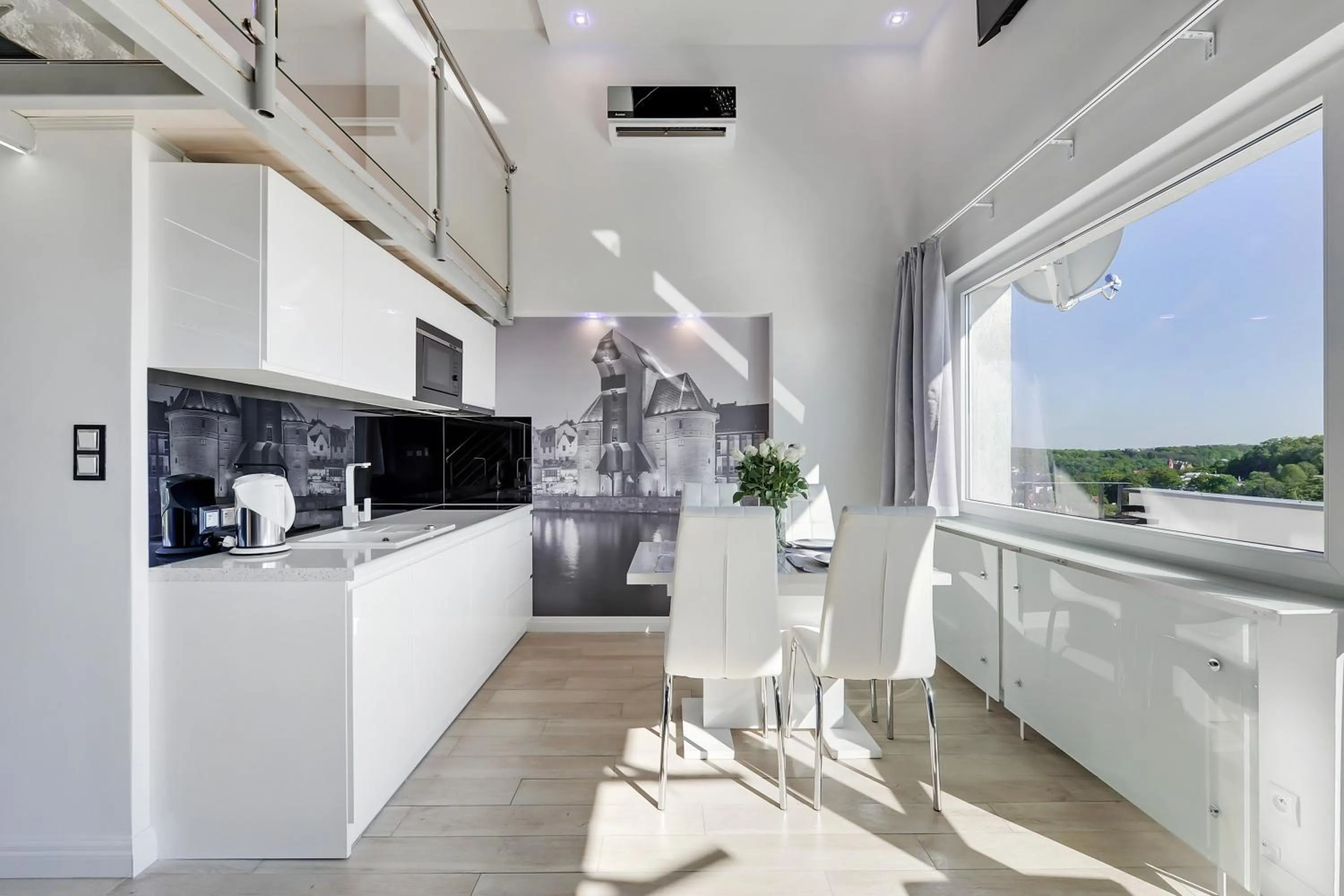 Kitchen or kitchenette in Panorama- the View of Gdańsk by Elite Apartments