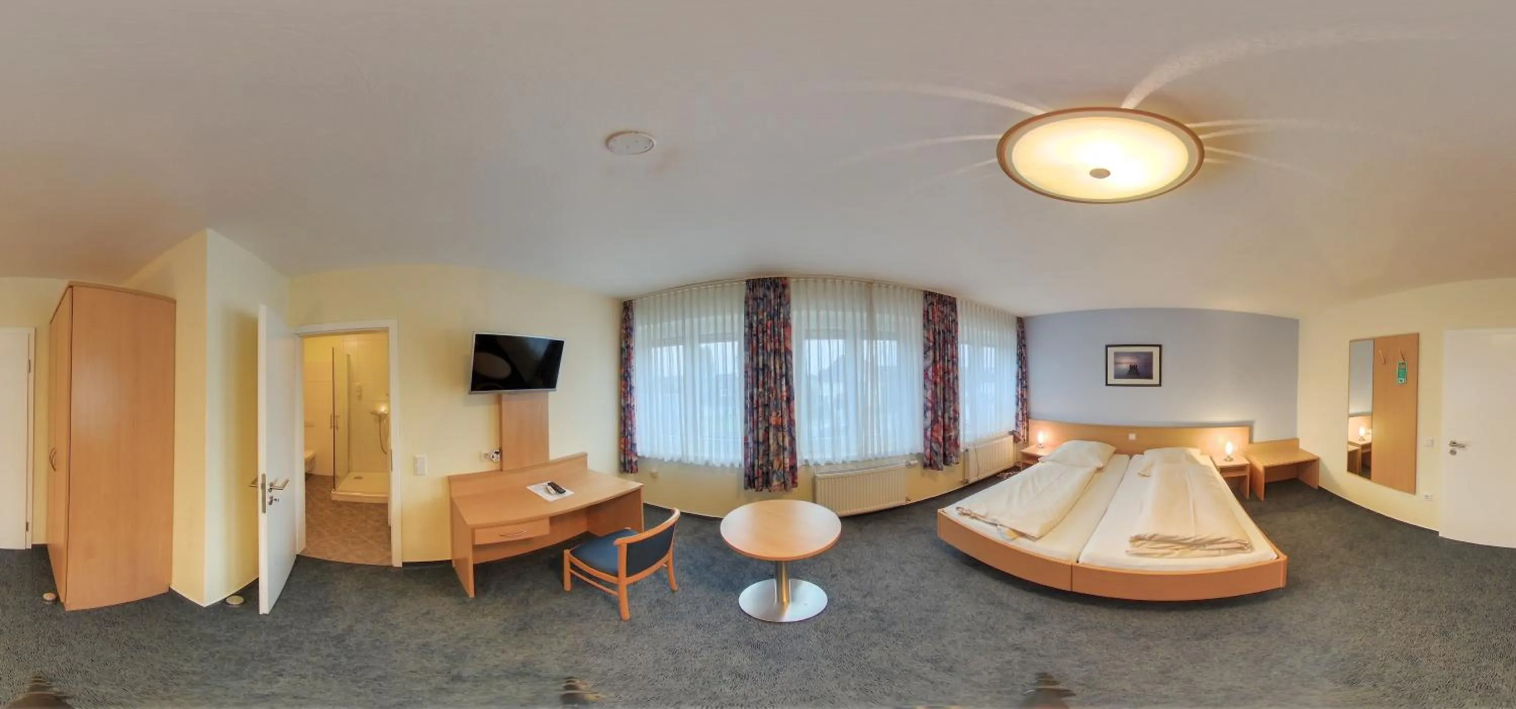 Bedroom in Hotel Restaurant Zum Jägerheim