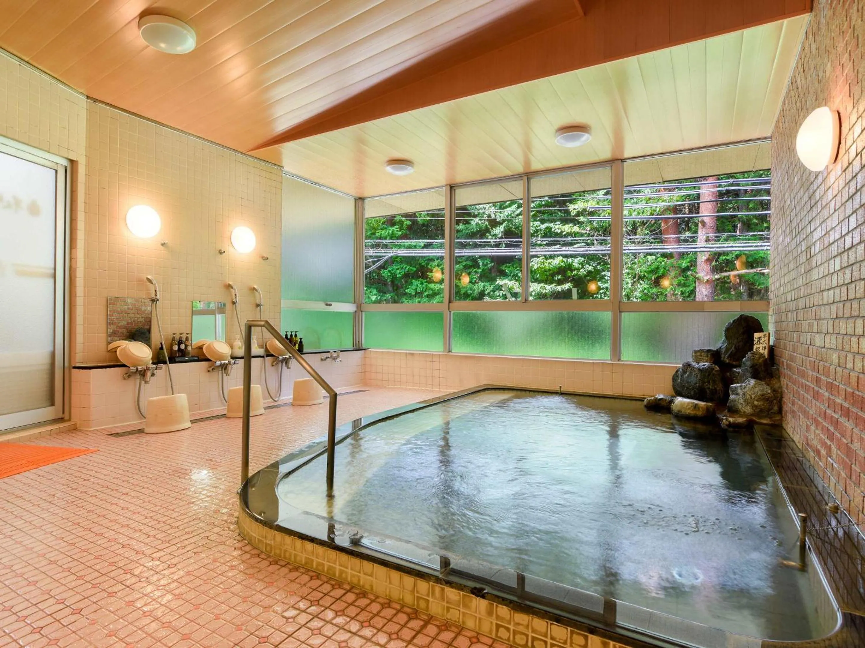 Hot Spring Bath in Suzuranso
