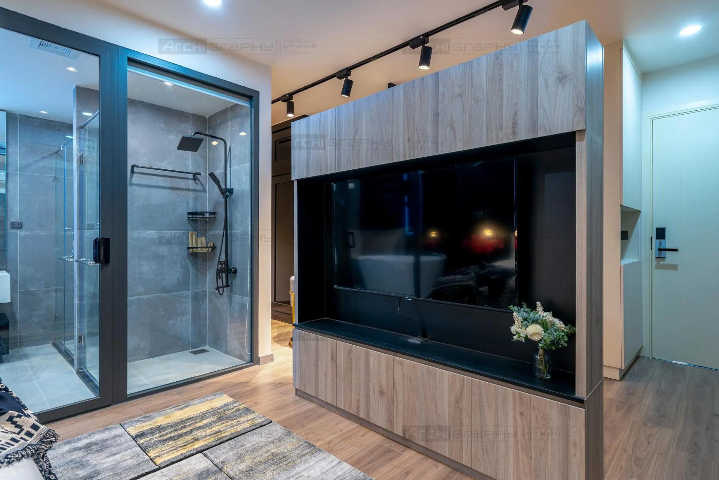 Communal lounge/ TV room in ELITE HOME