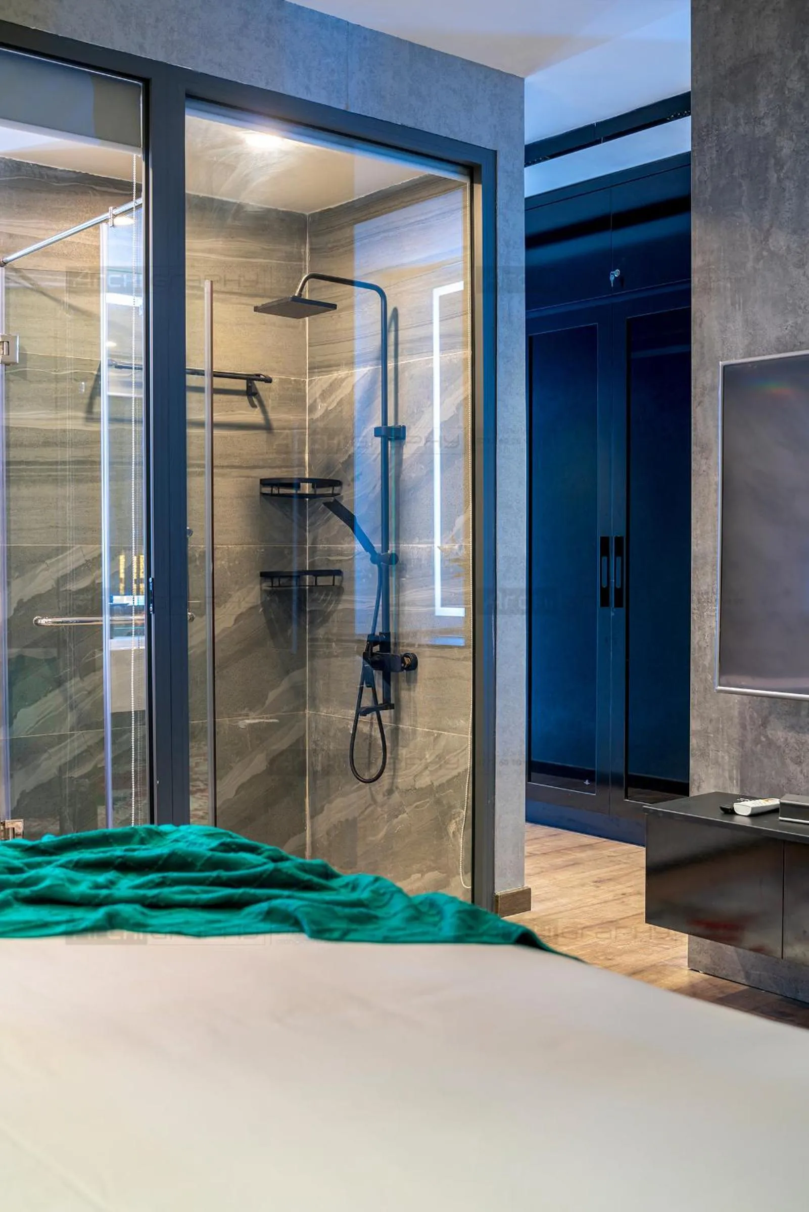 Shower in ELITE HOME