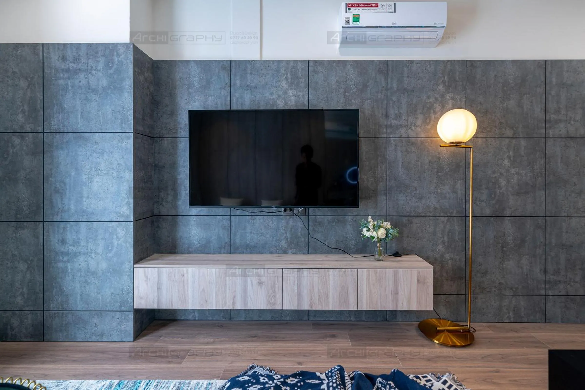 Communal lounge/ TV room in ELITE HOME