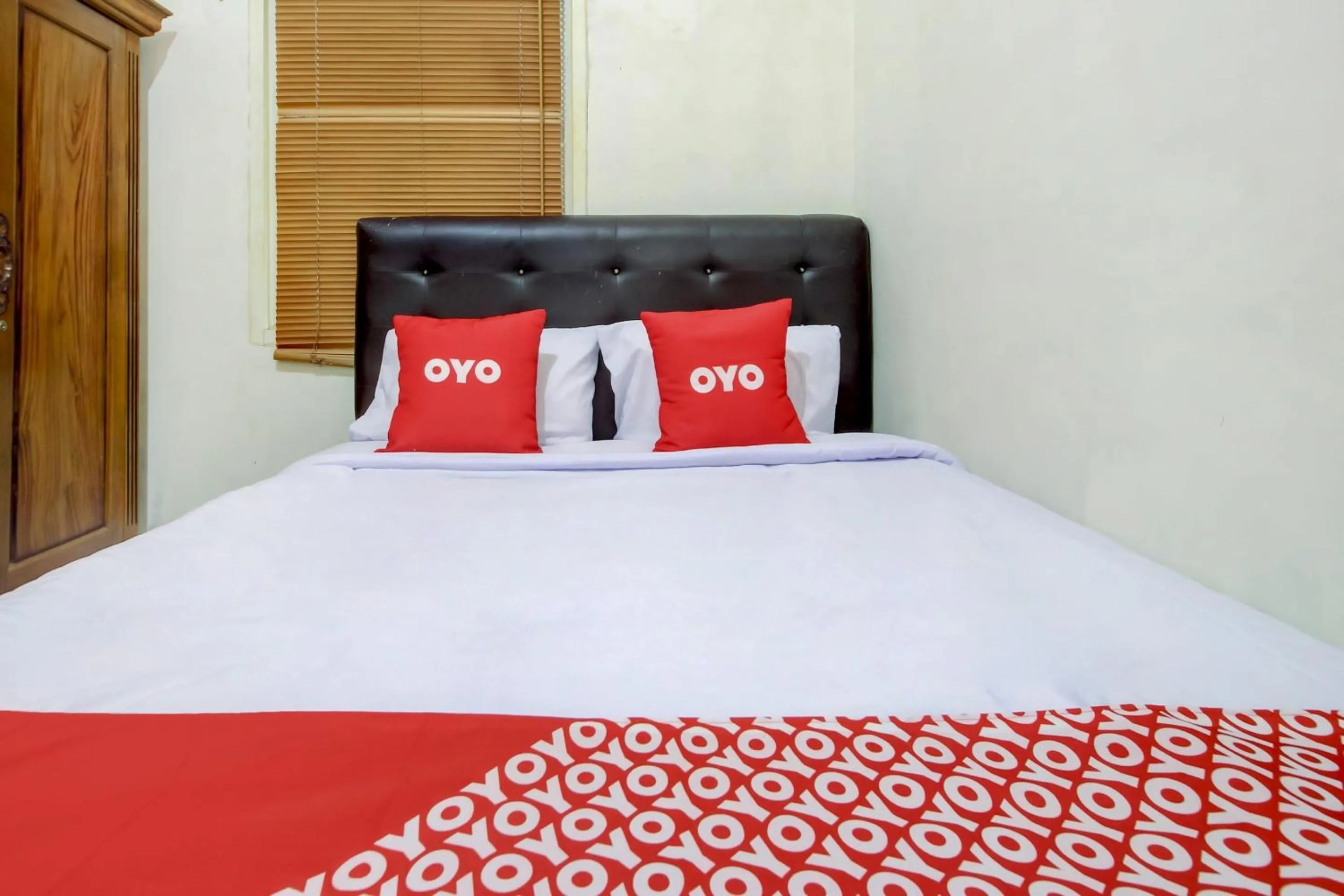 Bedroom, Bed in OYO Life 3606 Kost Kartini Syariah