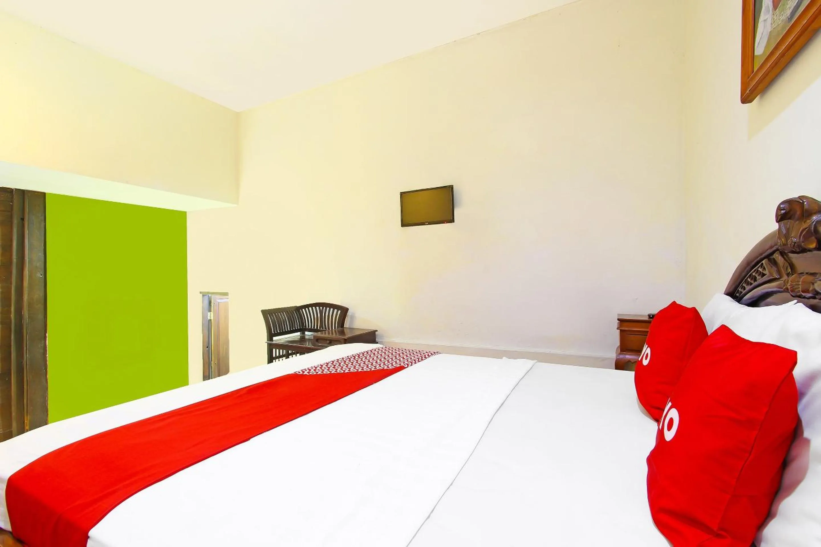 Bedroom in Hotel O Kopi Klotok Homestay Syariah