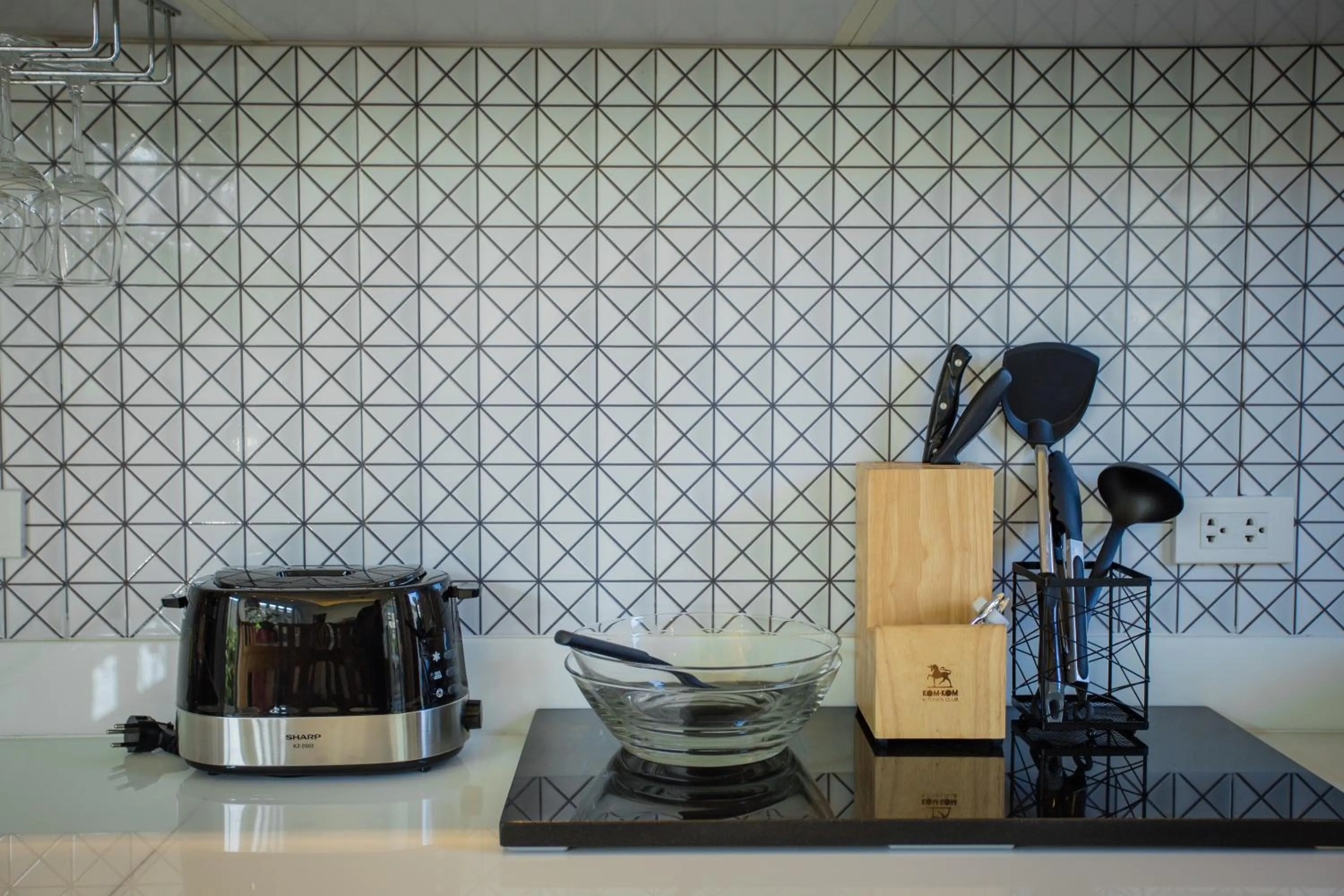 Coffee/tea facilities in Yipmunta Pool Villa - SHA Plus Certified