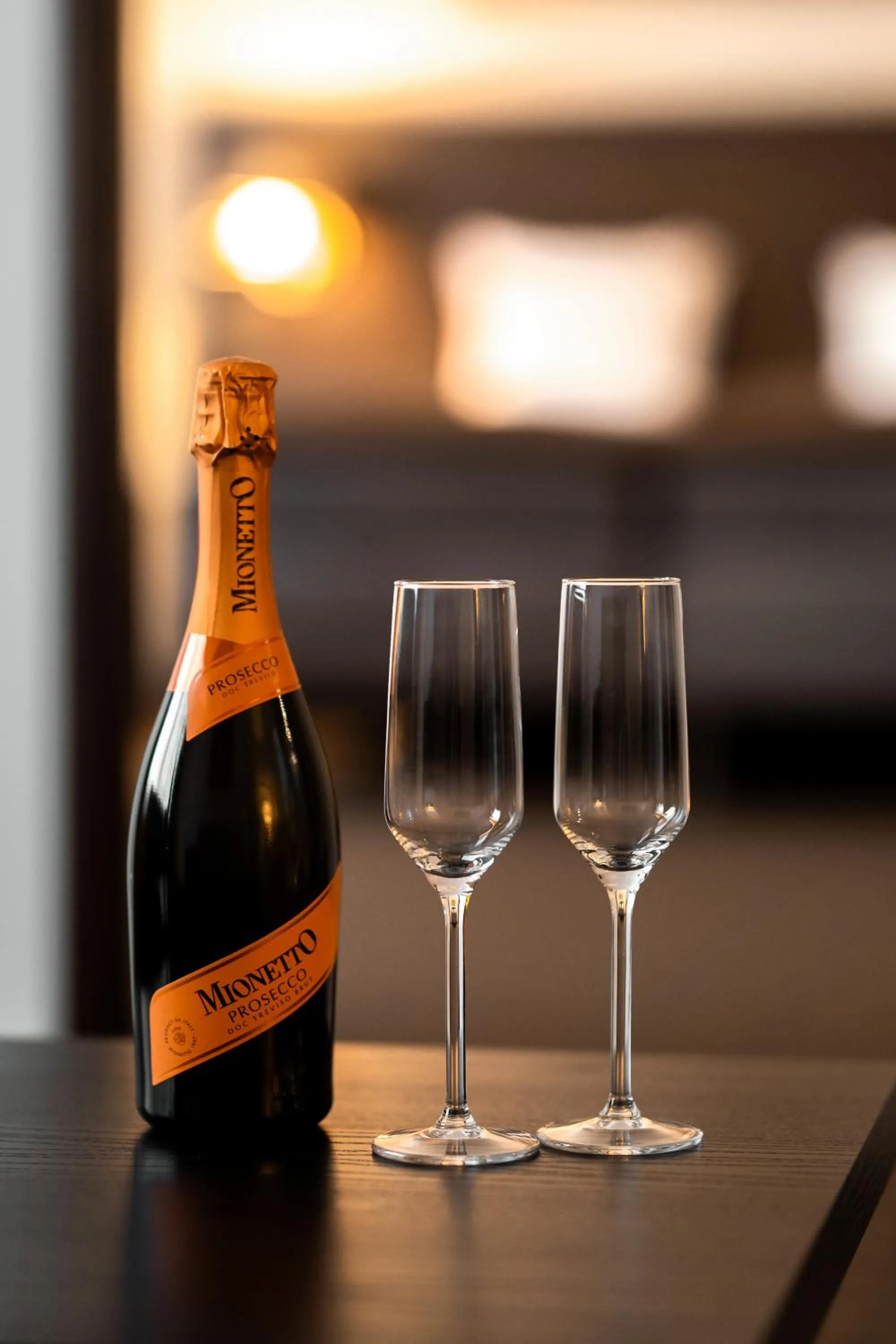 Entertainment in Adoryal Hotell