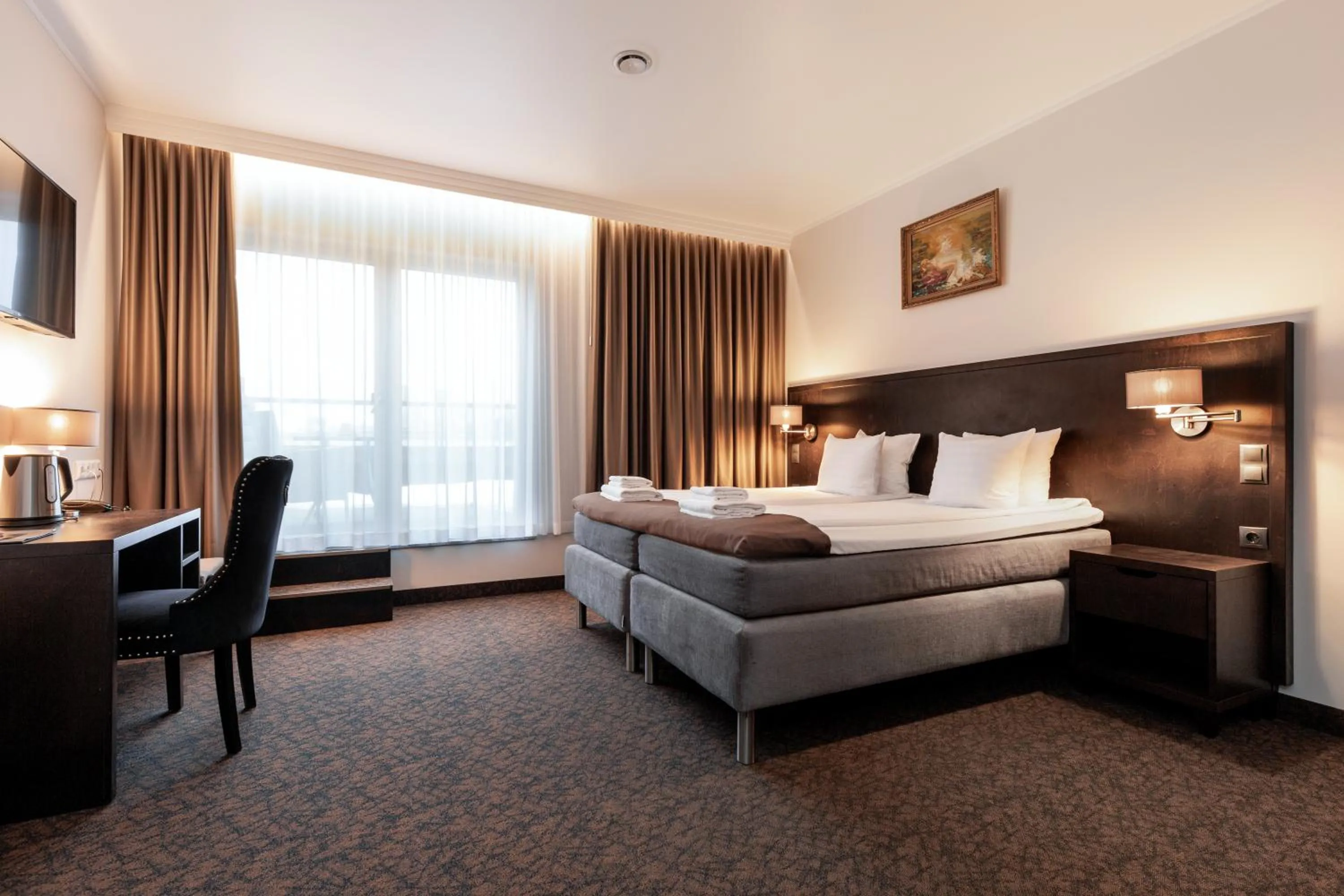 Bedroom, Bed in Adoryal Hotell