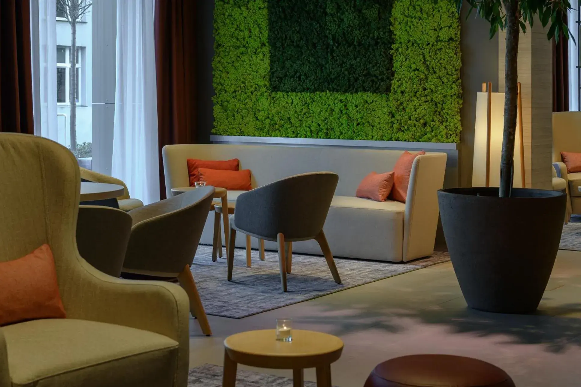 Lobby or reception in IntercityHotel Herford Lobby or reception in IntercityHotel Herford