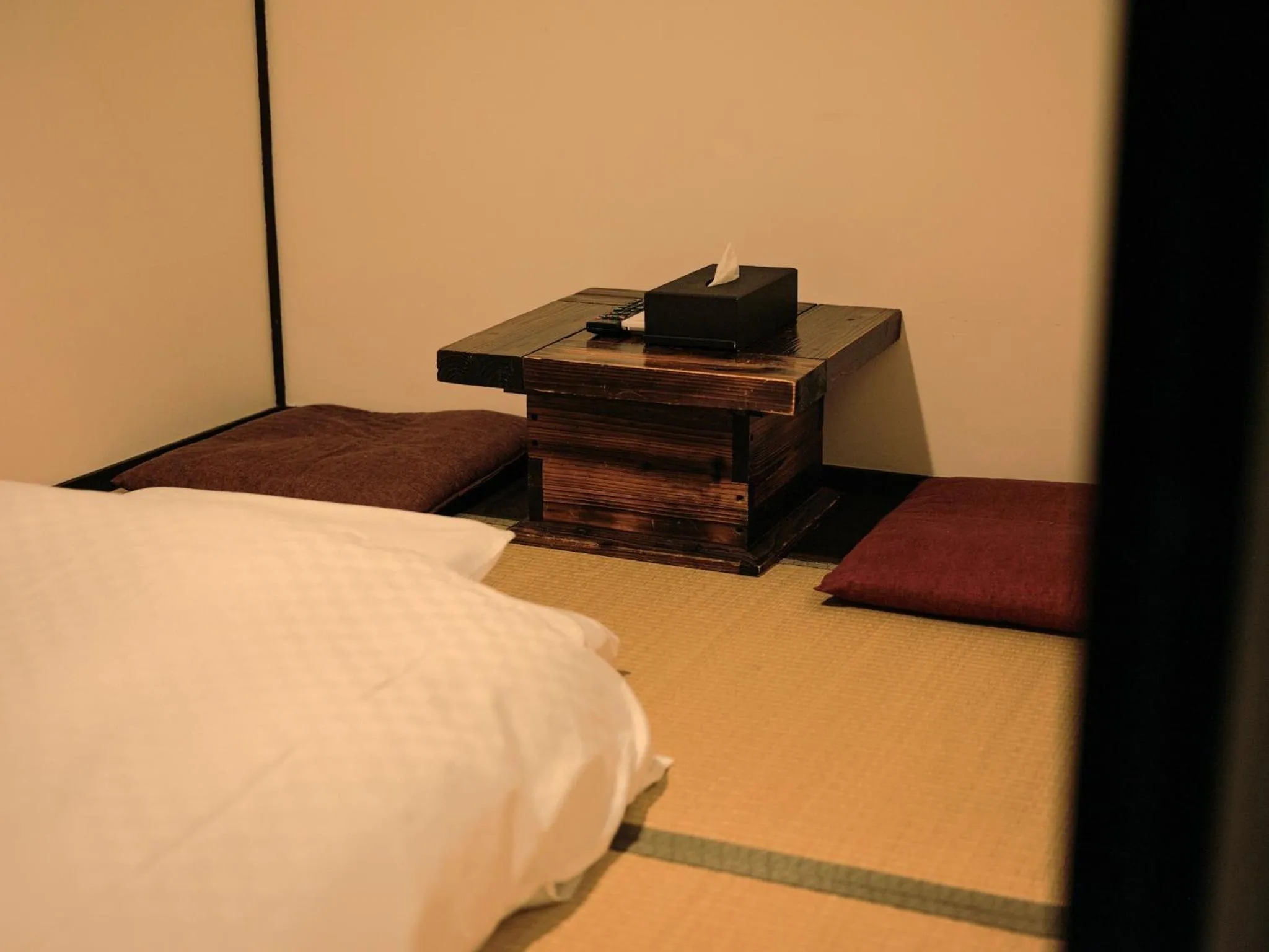 Bed in Tsumugi Shichijo-Kagiyacho
