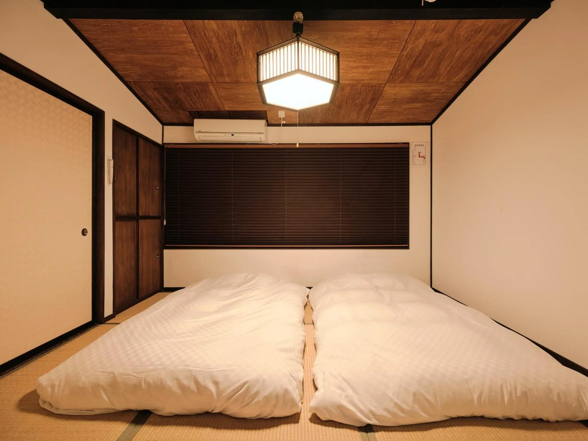 Bed in Tsumugi Shichijo-Kagiyacho