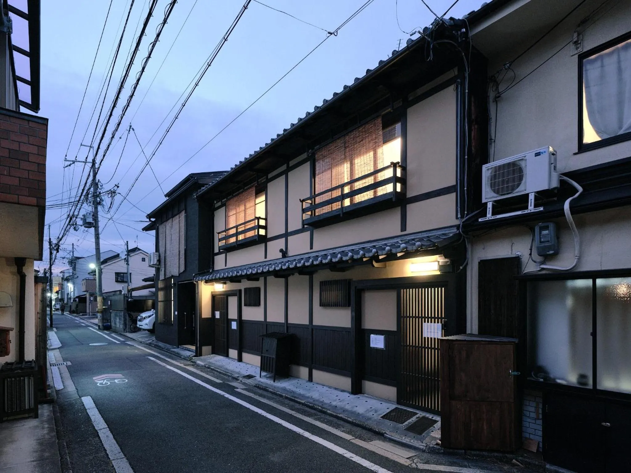 Property building in Tsumugi Shichijo-Kagiyacho