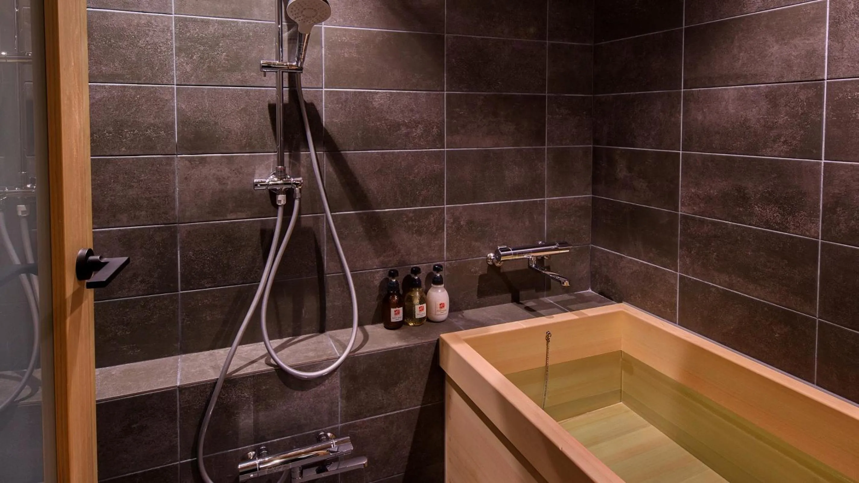 Bathroom in Tsumugi Shichijo-Kagiyacho