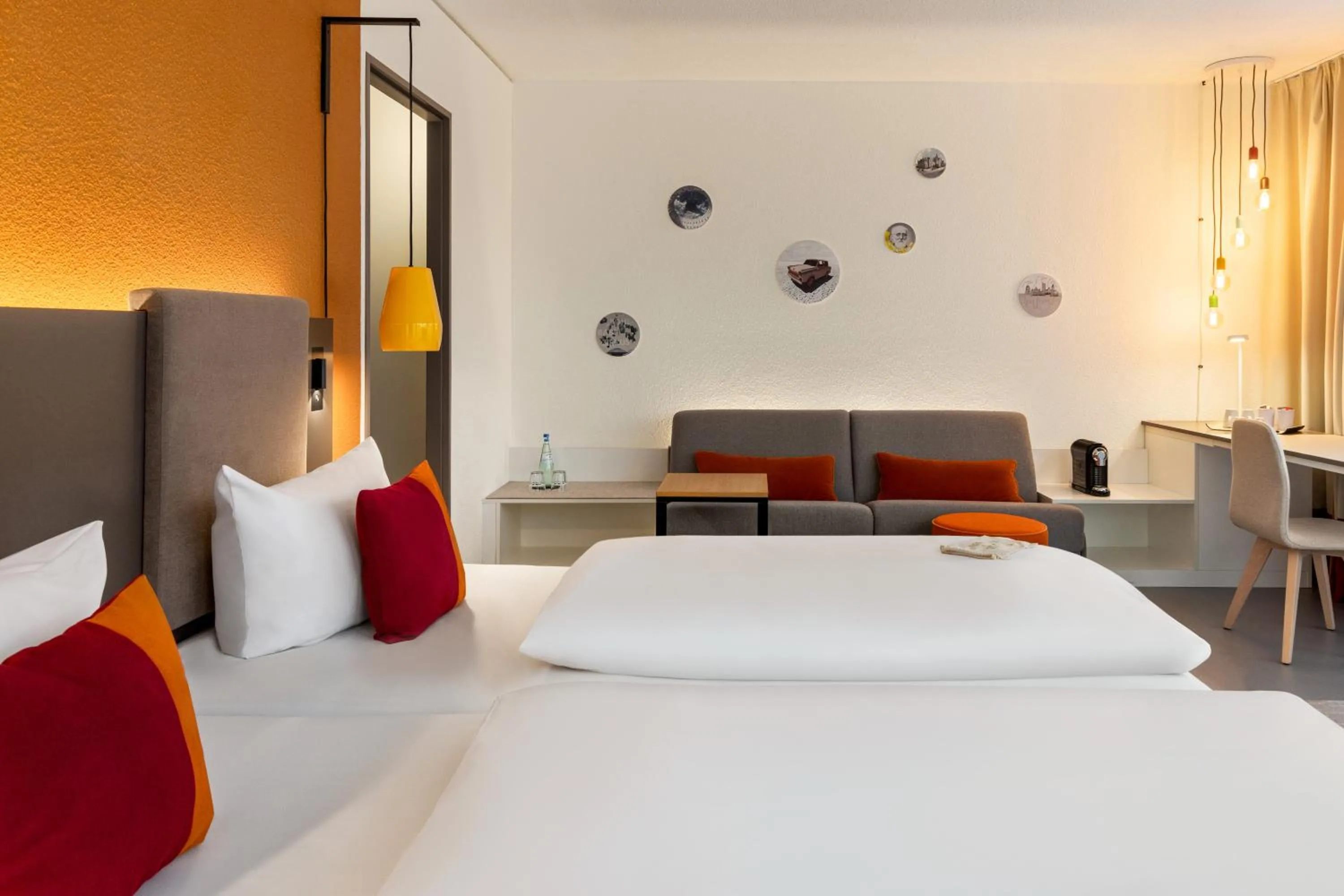 Photo of the whole room, Bed in Vienna House Easy by Wyndham Leipzig